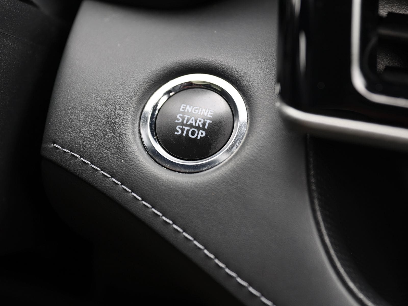 2023 Toyota Highlander Platinum - Photo 32