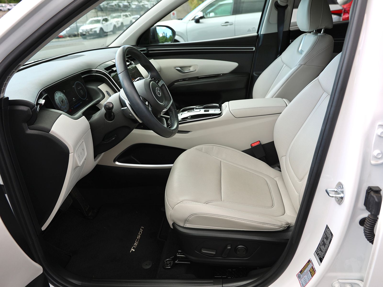 2023 Hyundai Tucson Limited - Photo 18