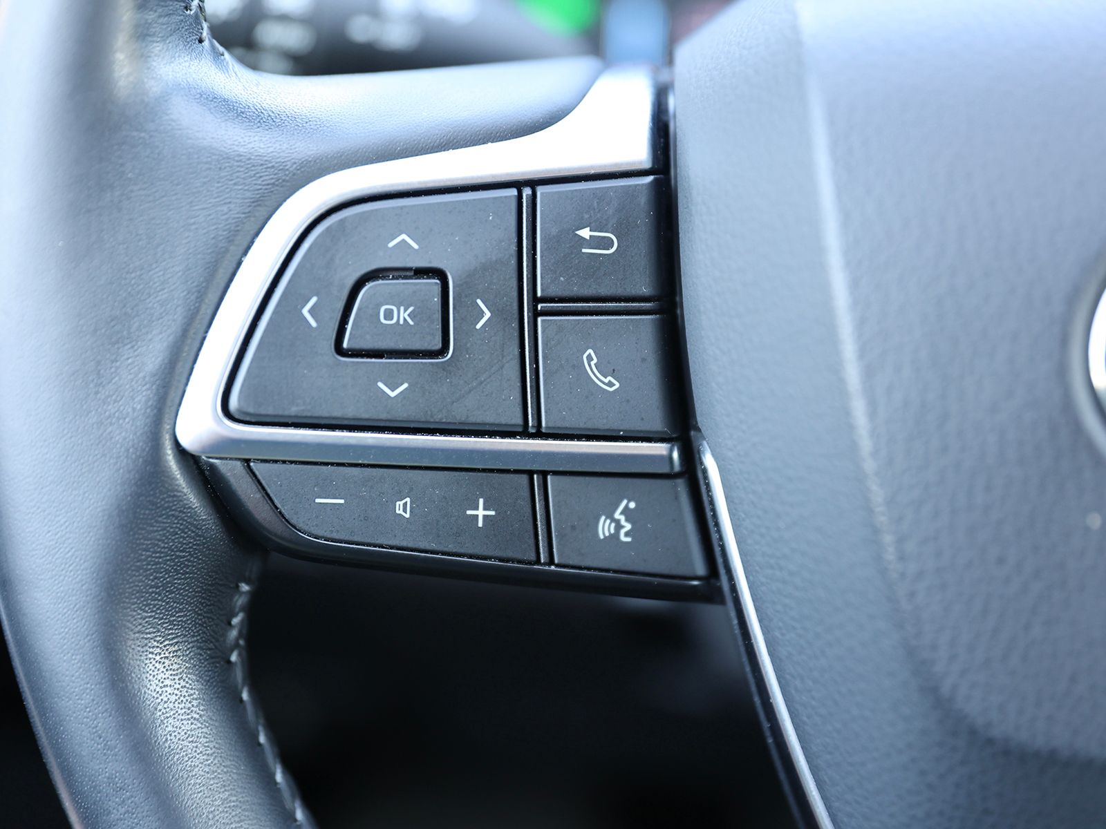 2020 Toyota Highlander XLE - Photo 41