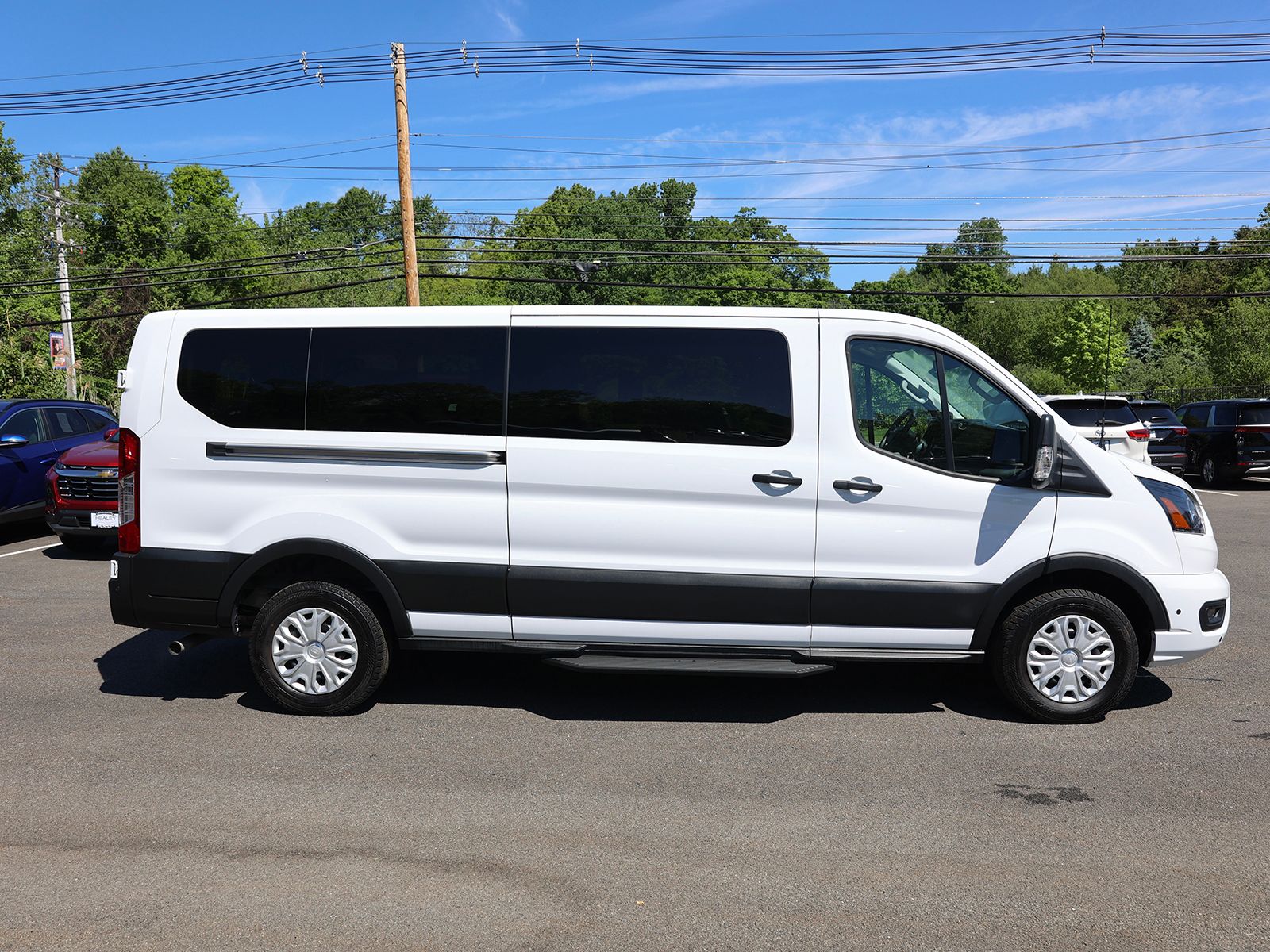 2025 Ford Transit Passenger Van XLT - Photo 8