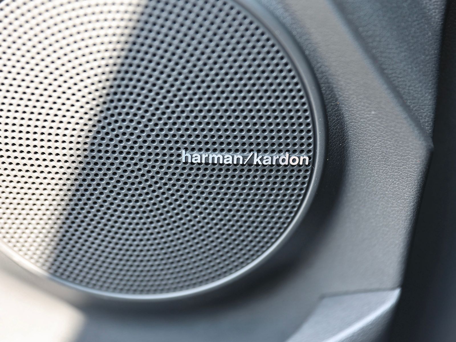 2023 Hyundai Kona EV Limited - Photo 35