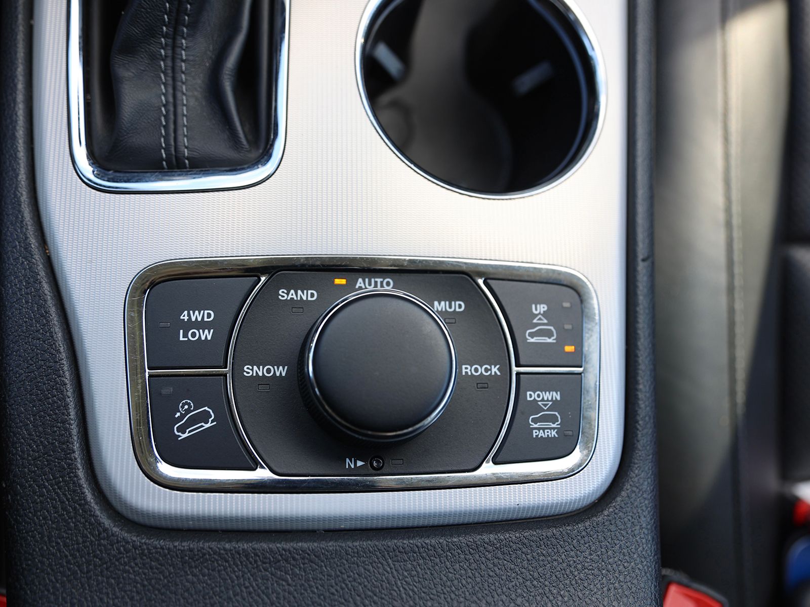 2021 Jeep Grand Cherokee Summit - Photo 32