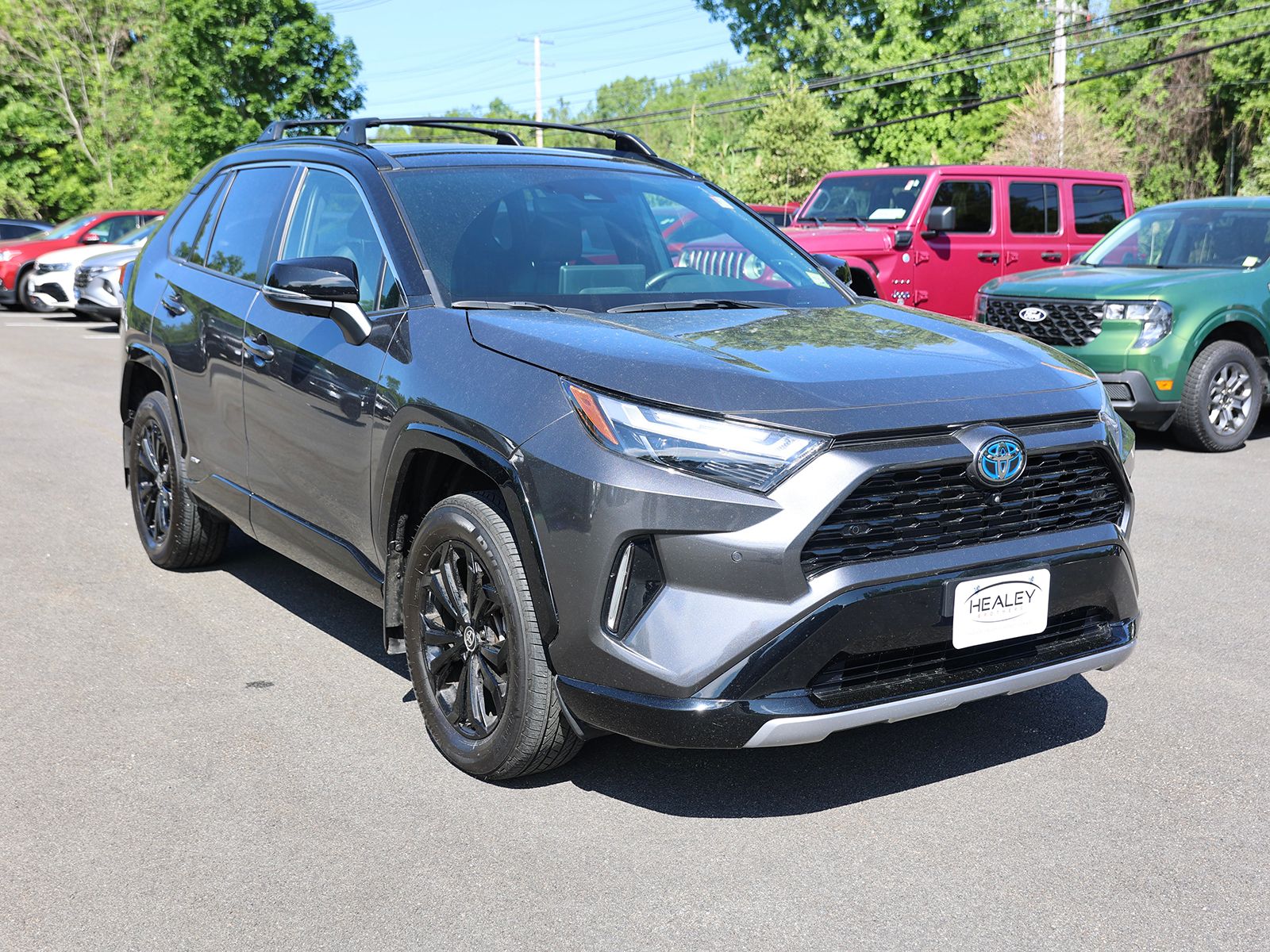 2023 Toyota RAV4 XSE - Photo 1