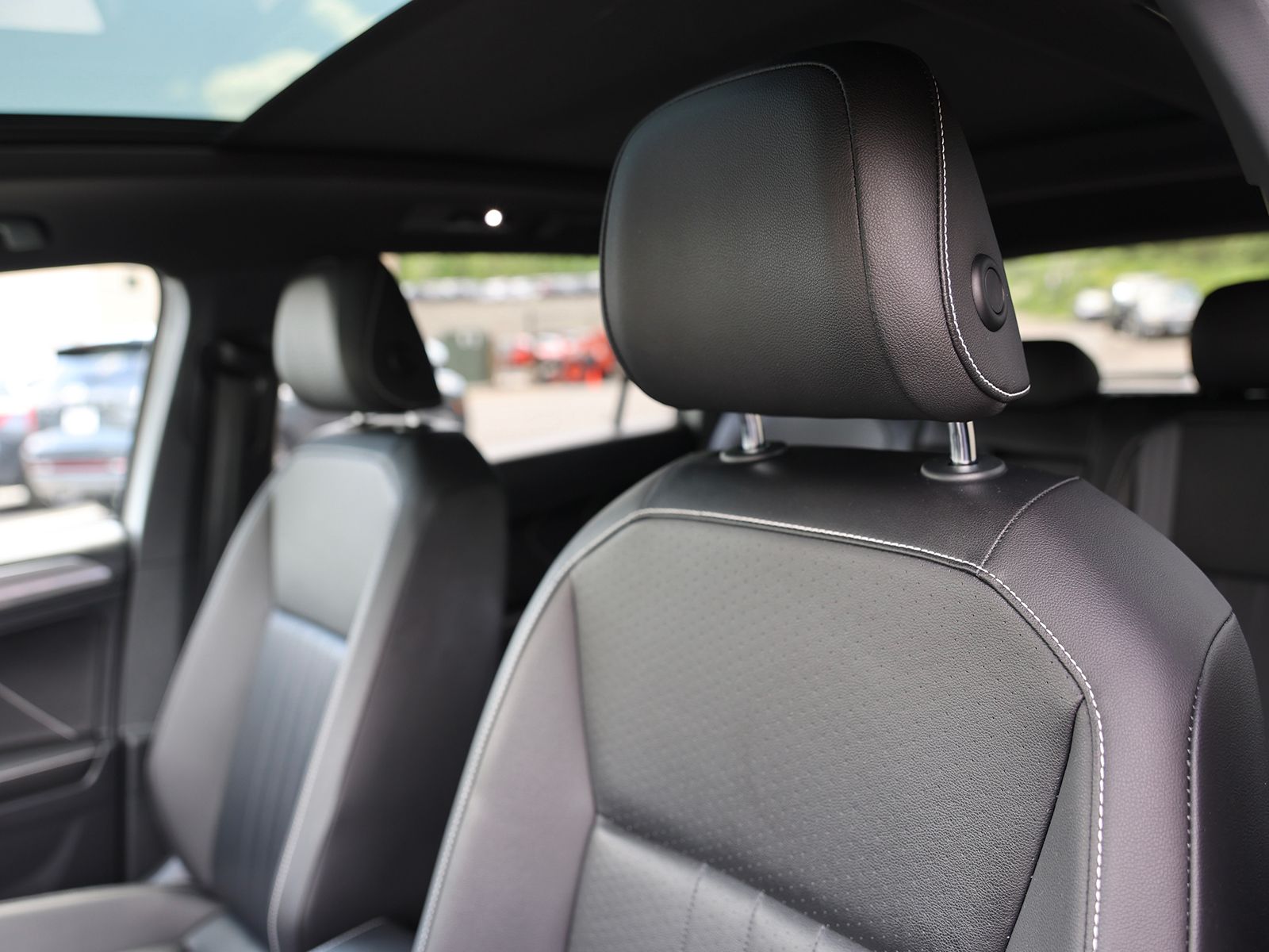 2022 Volkswagen Tiguan SE R-LINE BLACK - Photo 20
