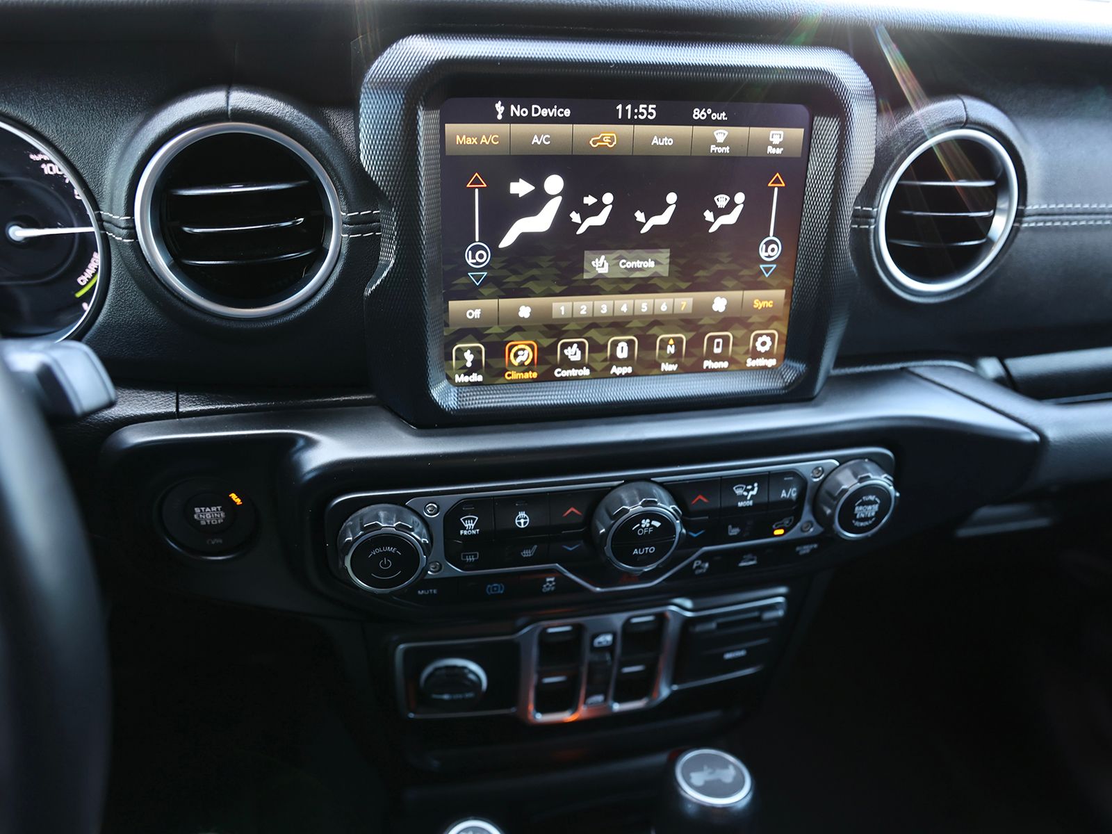 2021 Jeep Wrangler Unlimited Sahara 4XE - Photo 28