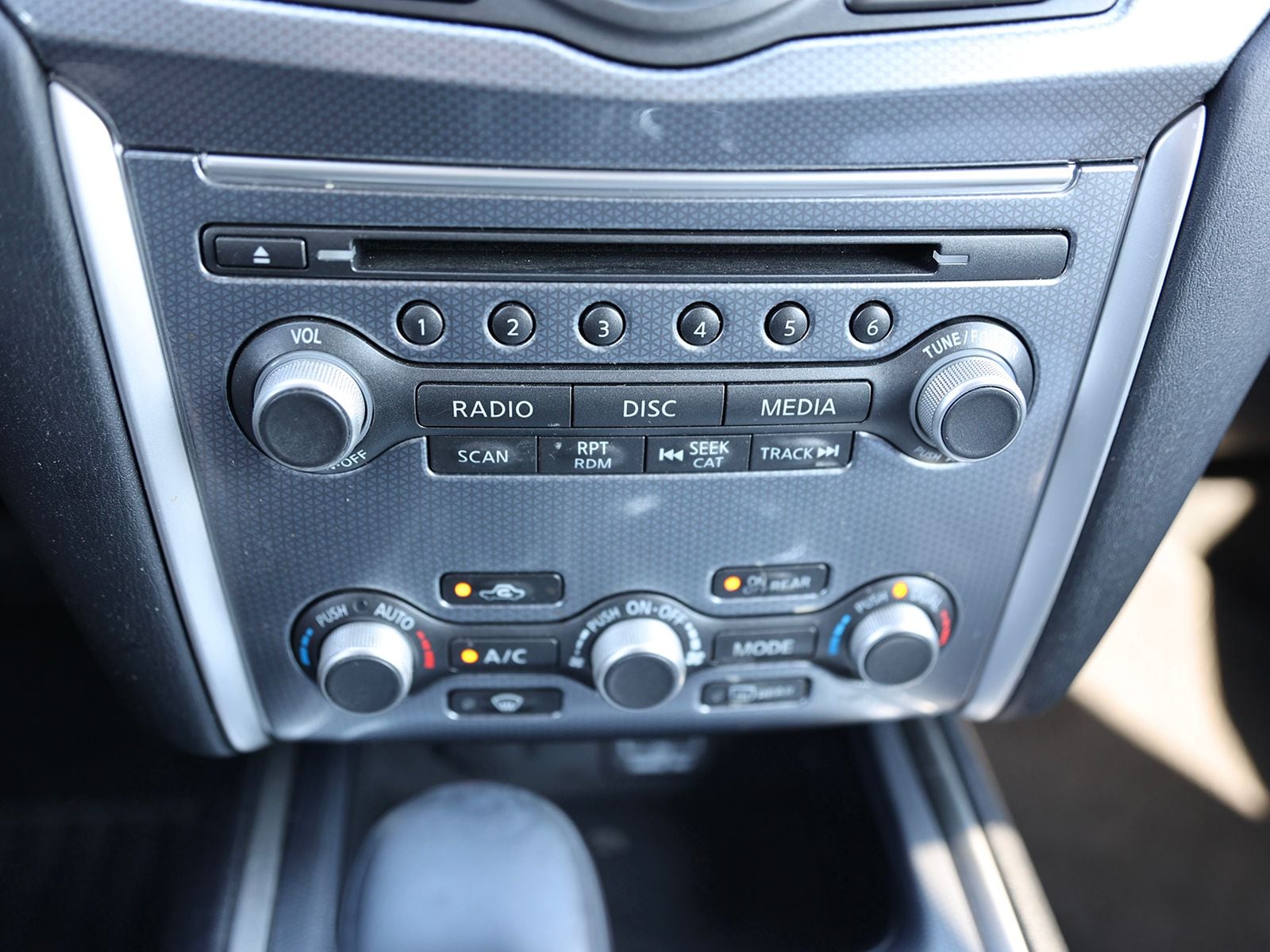 2018 Nissan Pathfinder SL - Photo 30