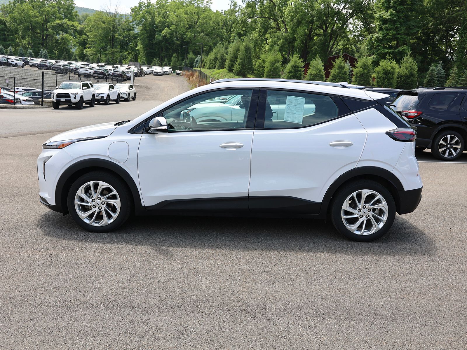 2023 Chevrolet Bolt EUV LT - Photo 4