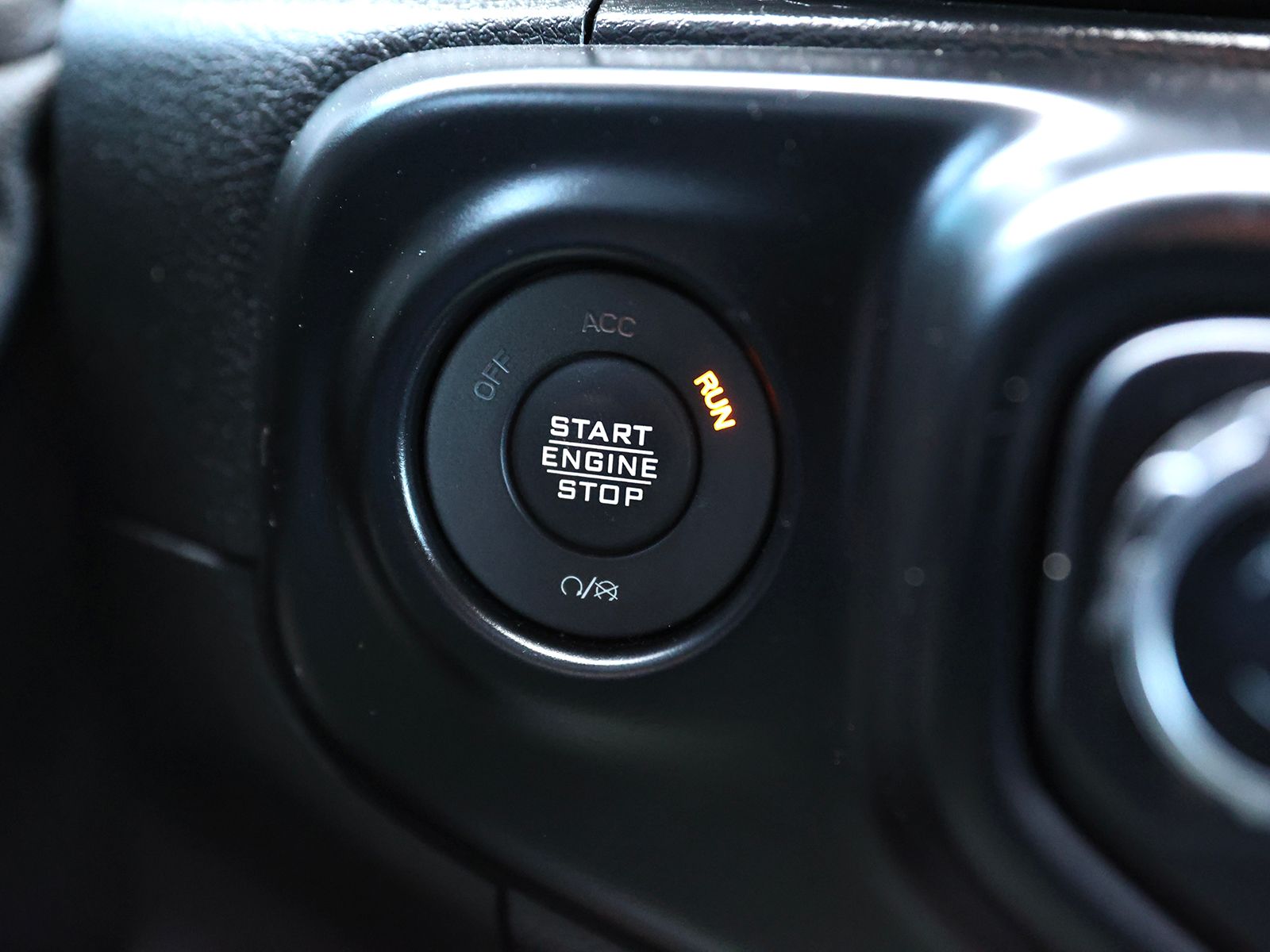 2021 Jeep Wrangler Unlimited Sahara 4XE - Photo 33