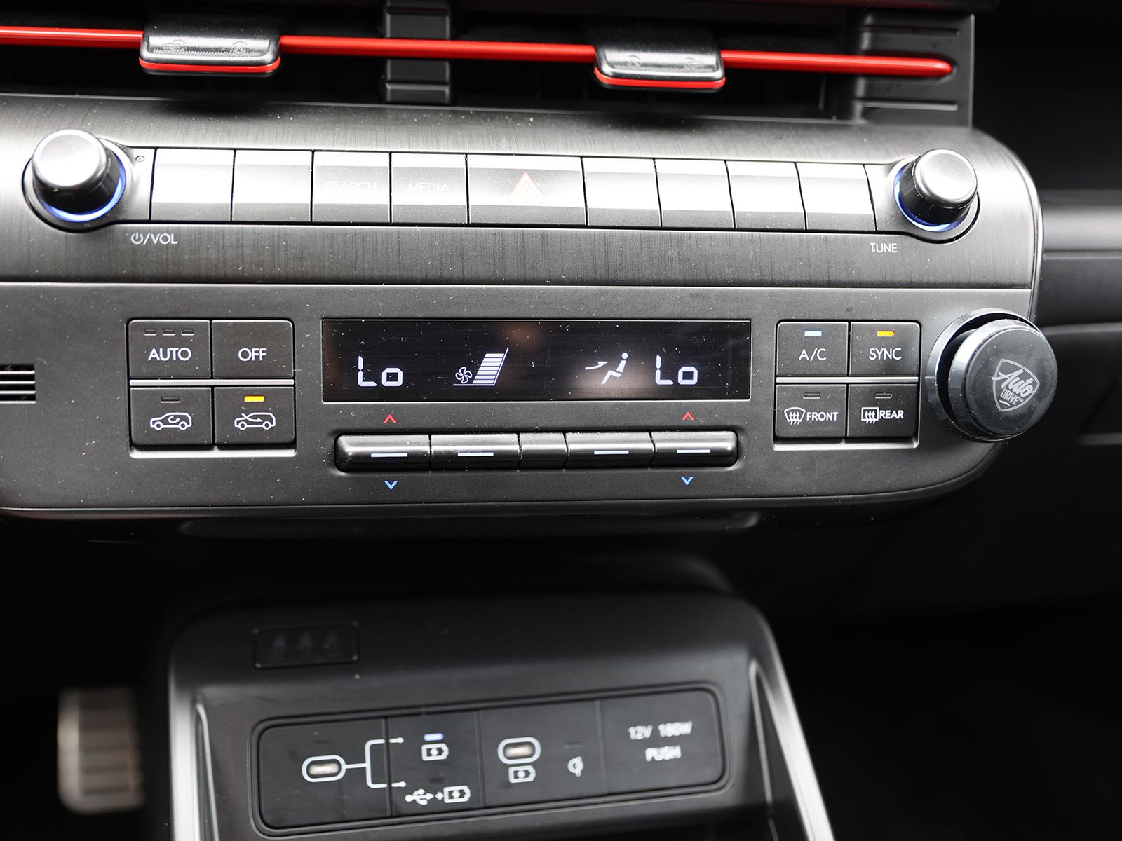 2024 Hyundai Kona N Line - Photo 25