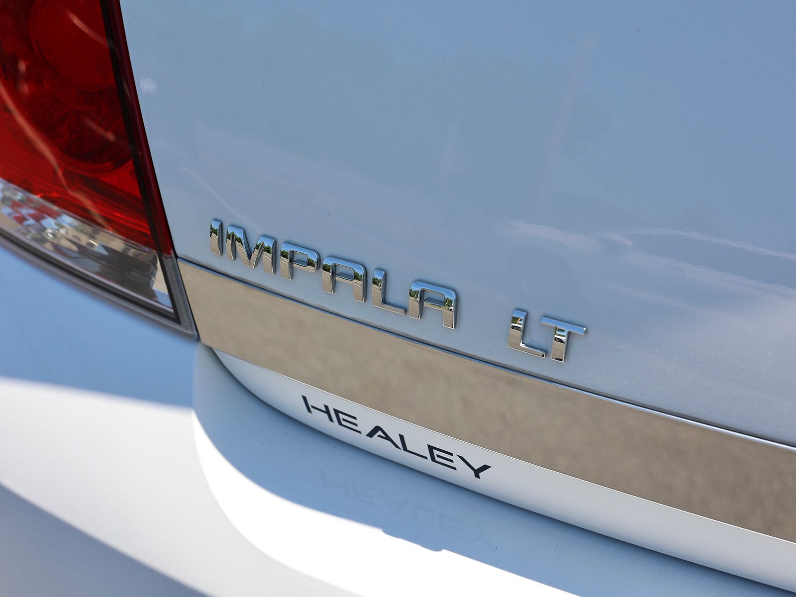 2010 Chevrolet Impala LT - Photo 9