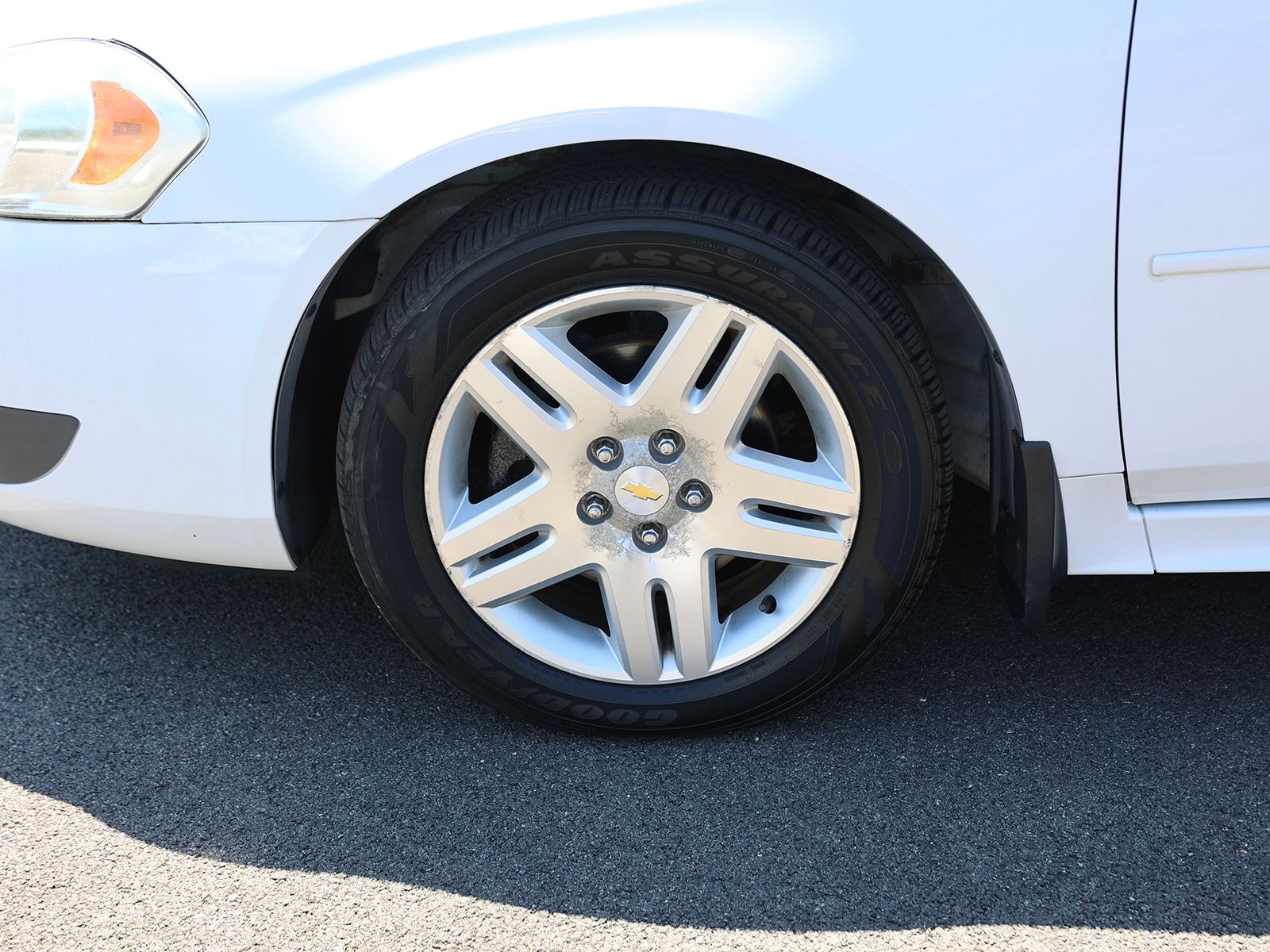 2010 Chevrolet Impala LT - Photo 10