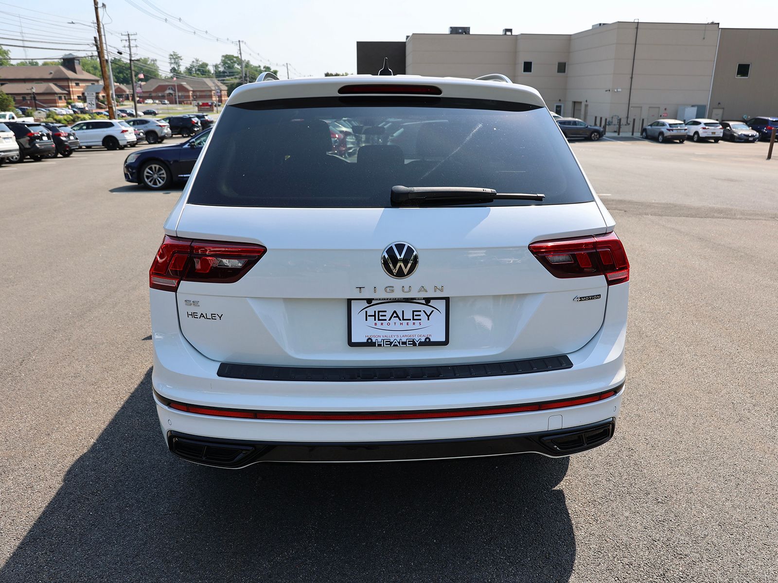 2022 Volkswagen Tiguan SE R-LINE BLACK - Photo 6