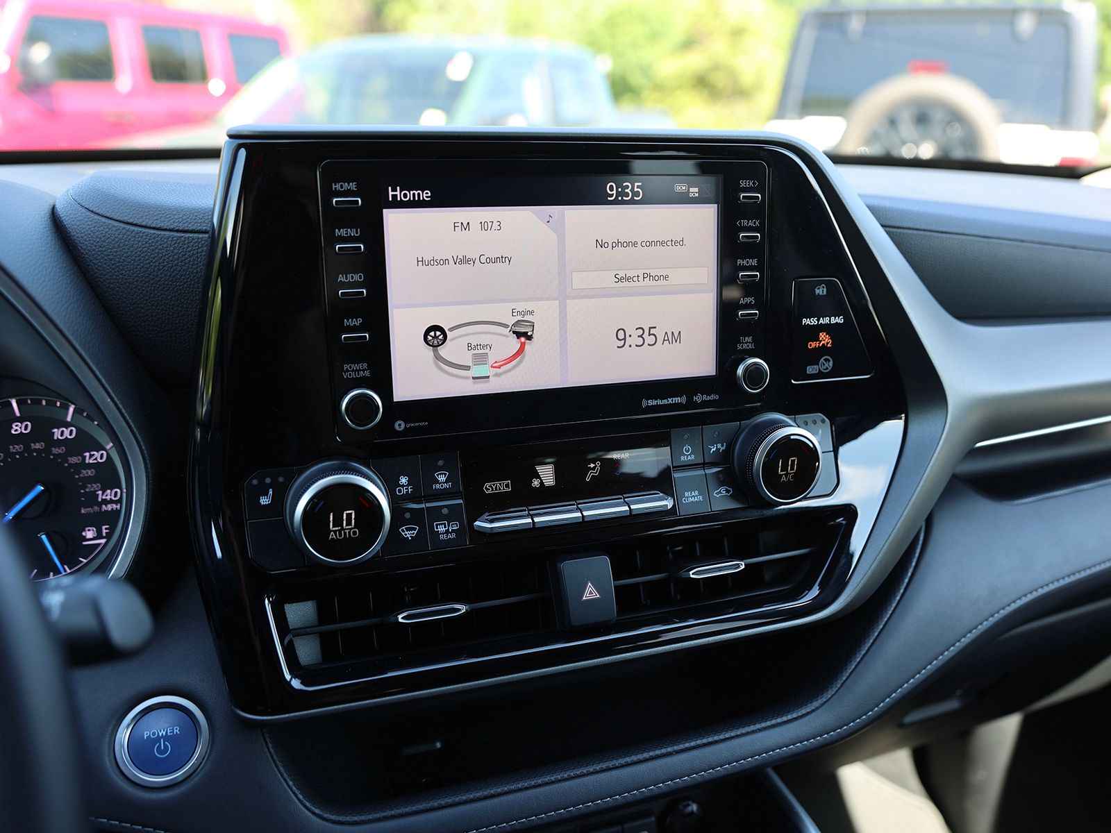 2020 Toyota Highlander XLE - Photo 29