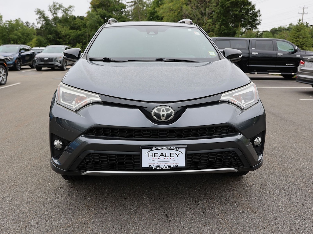 Used 2017 Toyota RAV4 SE SUV