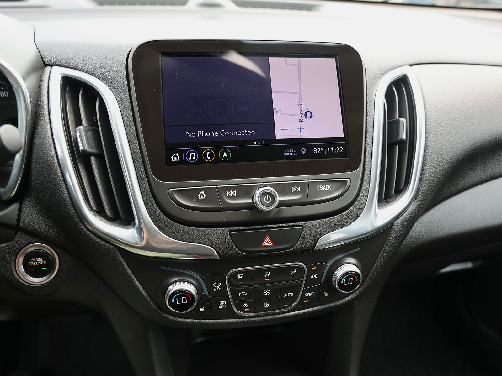 2020 Chevrolet Equinox LT - Photo 23