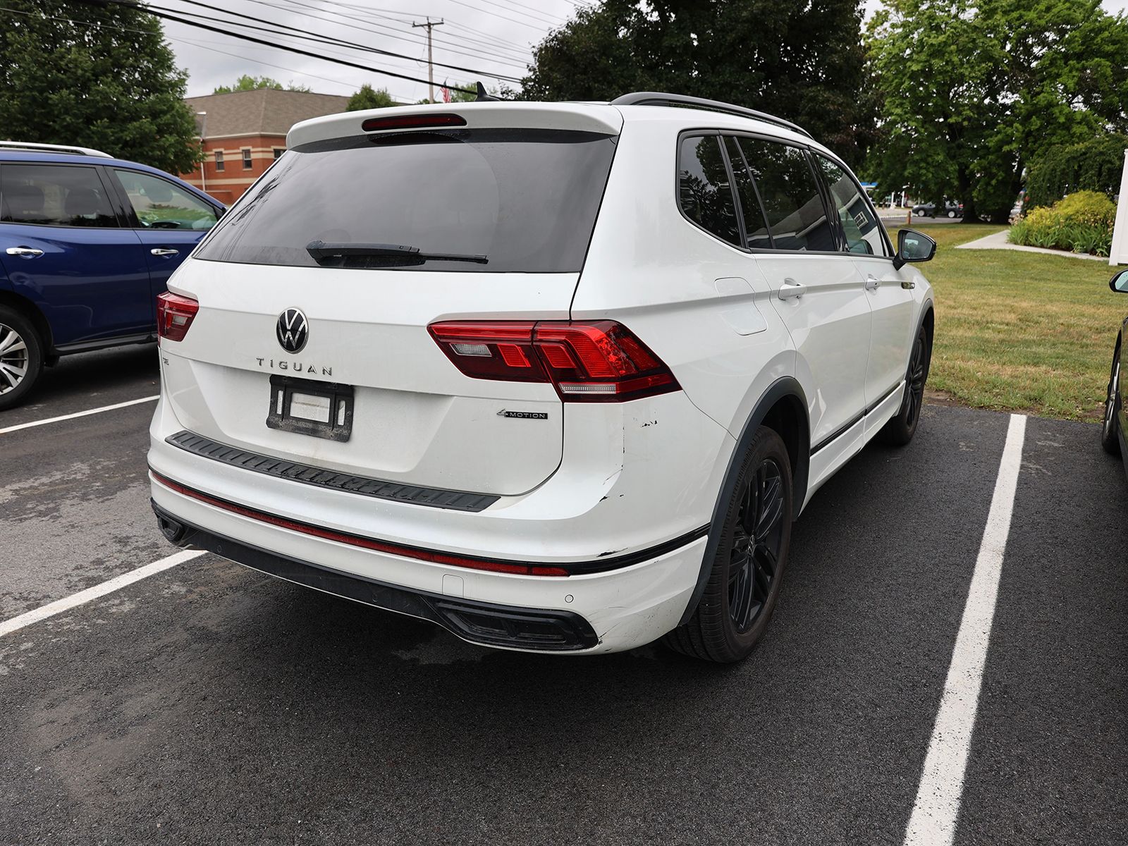 2022 Volkswagen Tiguan SE R-LINE BLACK - Photo 6