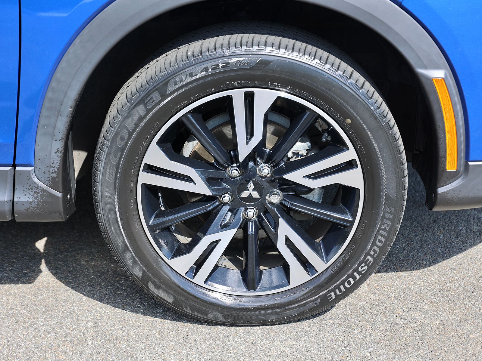 2024 Mitsubishi Eclipse Cross SE - Photo 11