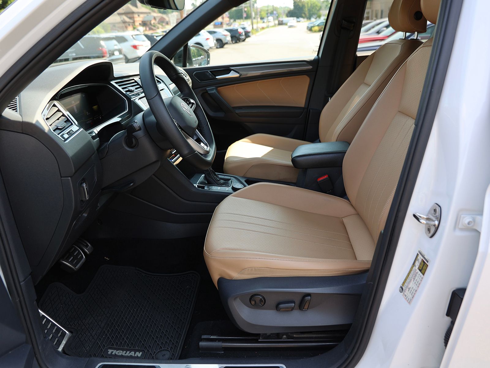 2022 Volkswagen Tiguan SE R-LINE BLACK - Photo 18