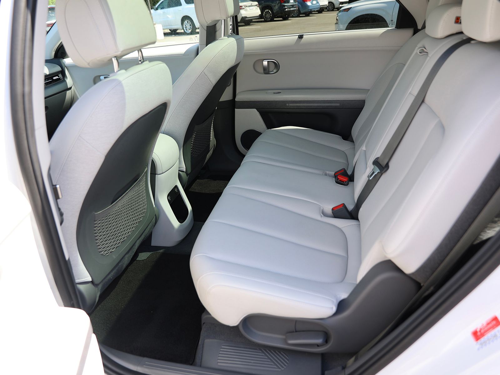 2023 Hyundai IONIQ 5 Limited - Photo 19
