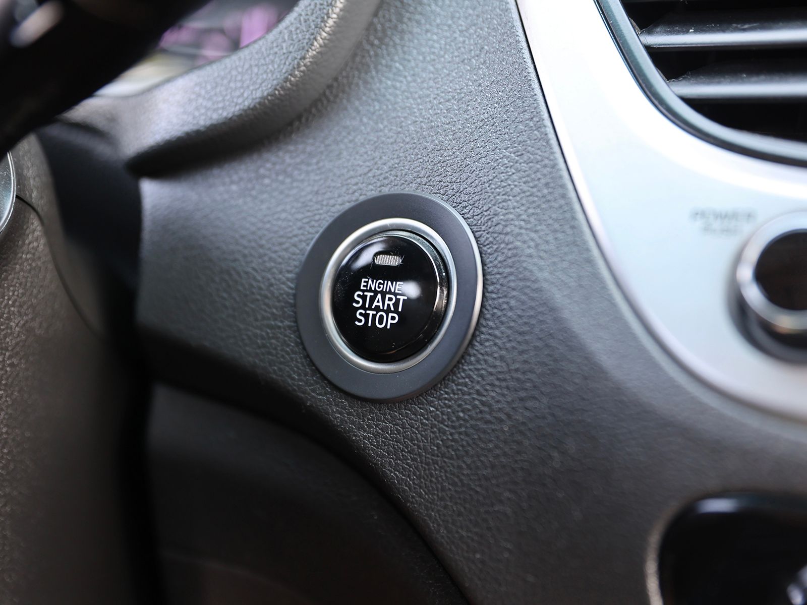 2018 Hyundai Accent Limited - Photo 29