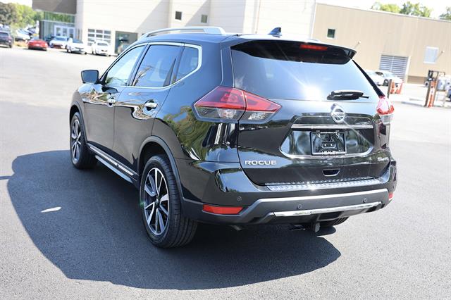 Used 2019 Nissan Rogue SL with VIN 5N1AT2MV8KC724710 for sale in Beacon, NY