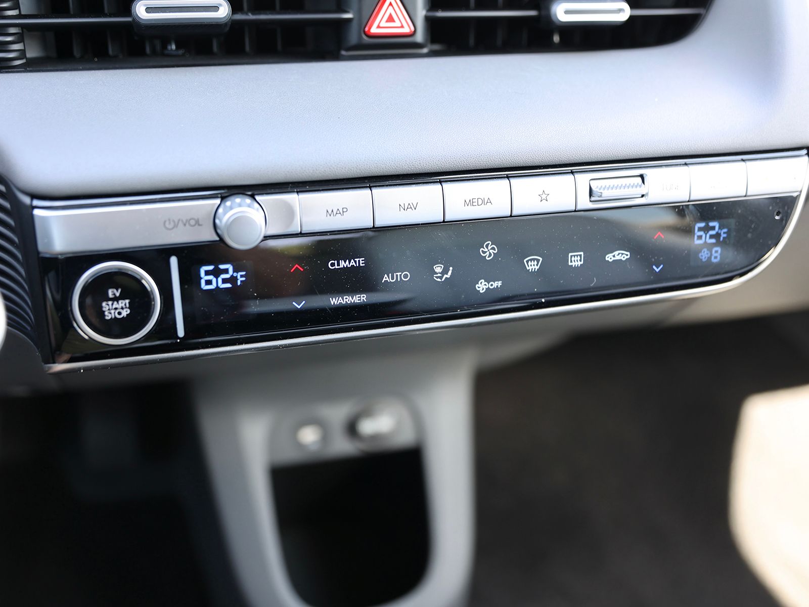 2023 Hyundai IONIQ 5 Limited - Photo 26
