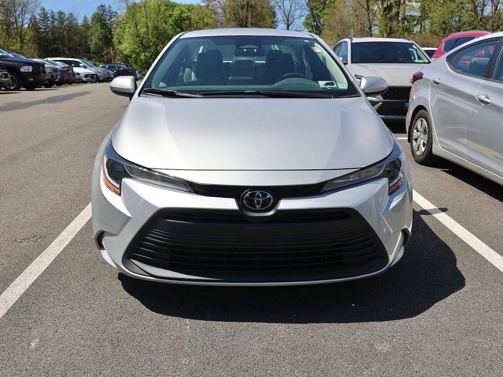 Used 2023 Toyota Corolla LE Sedan