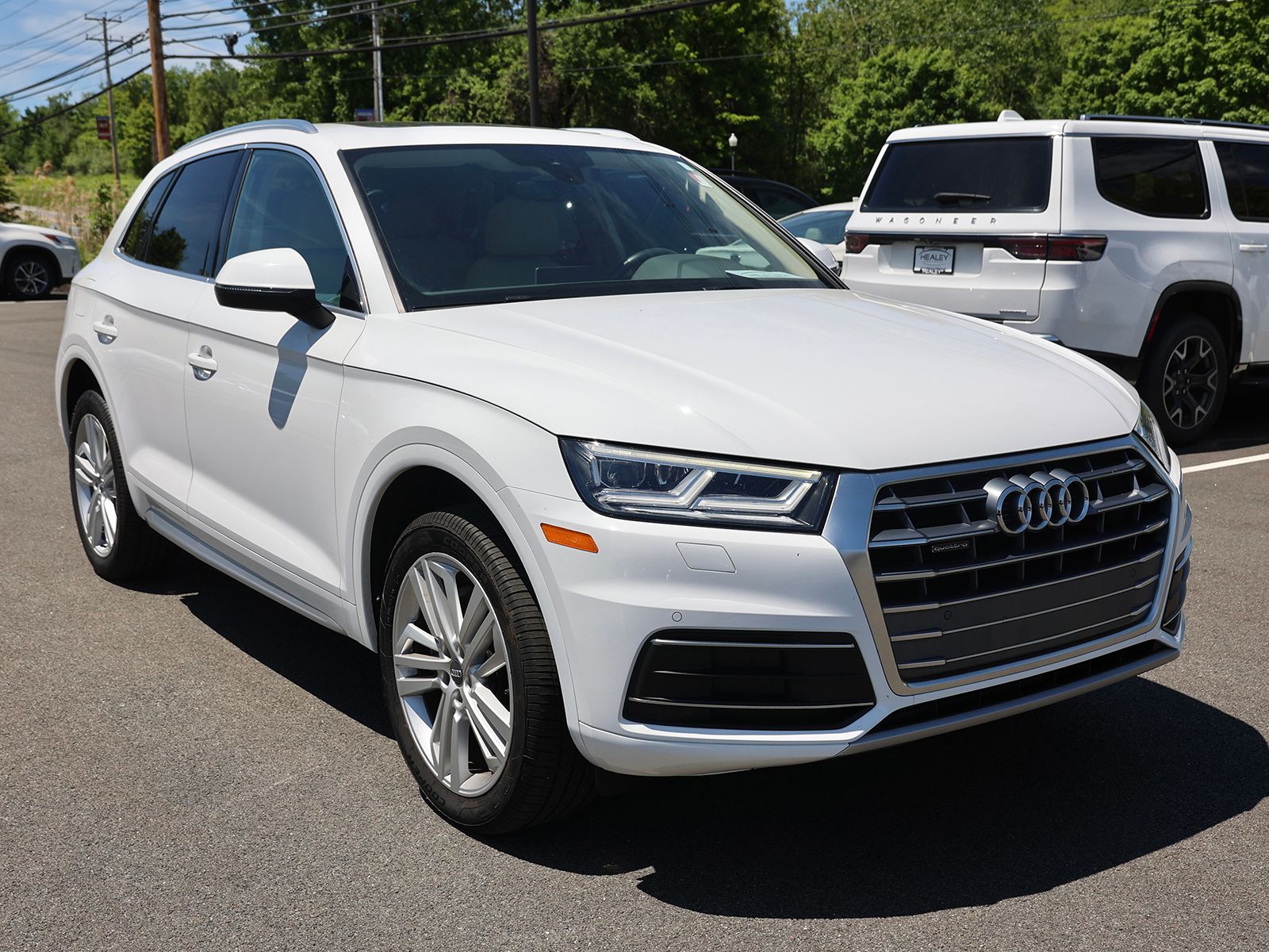 2020 Audi Q5 45 quattro S tronic Premium Plus's photo