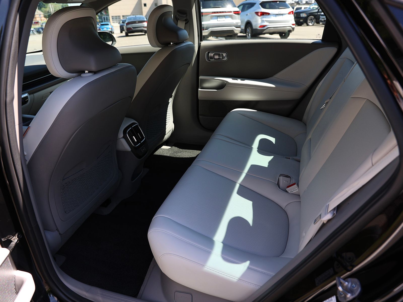 2024 Hyundai IONIQ 6 SEL - Photo 20