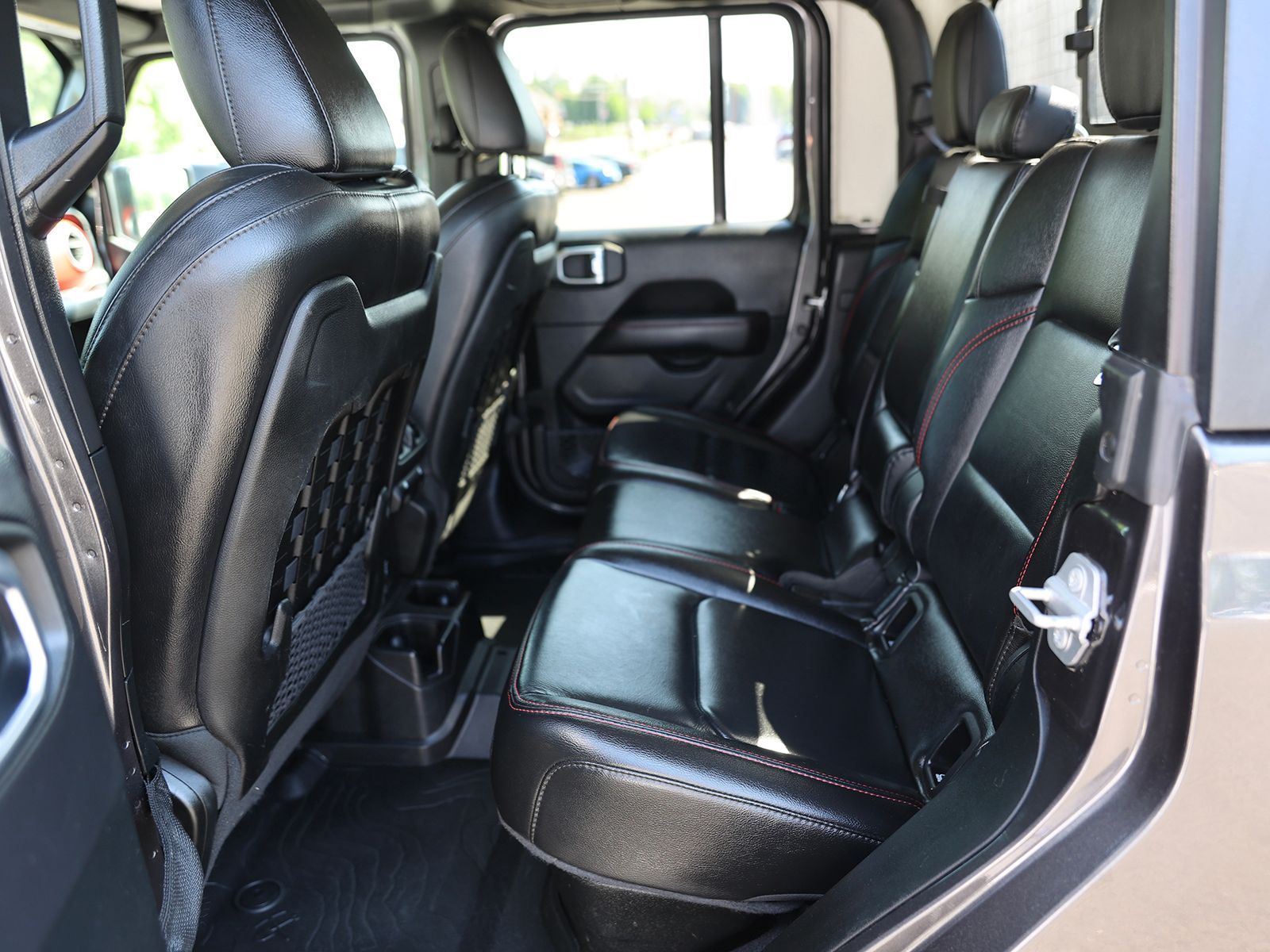 2021 Jeep Gladiator Rubicon - Photo 23