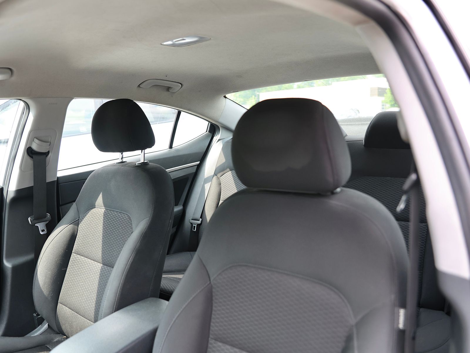 2019 Hyundai Elantra SEL - Photo 9