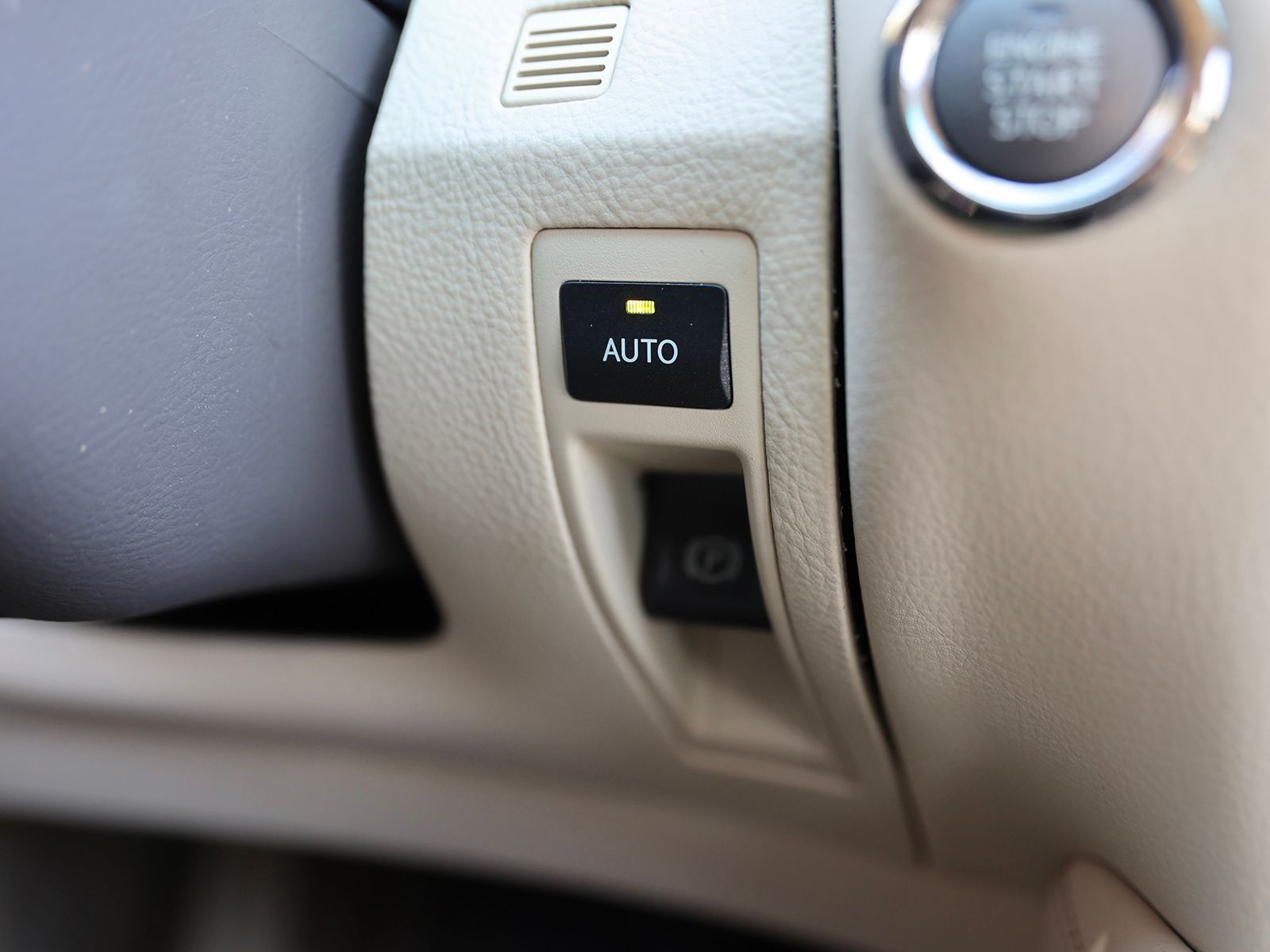 2013 Lexus LS Base - Photo 35