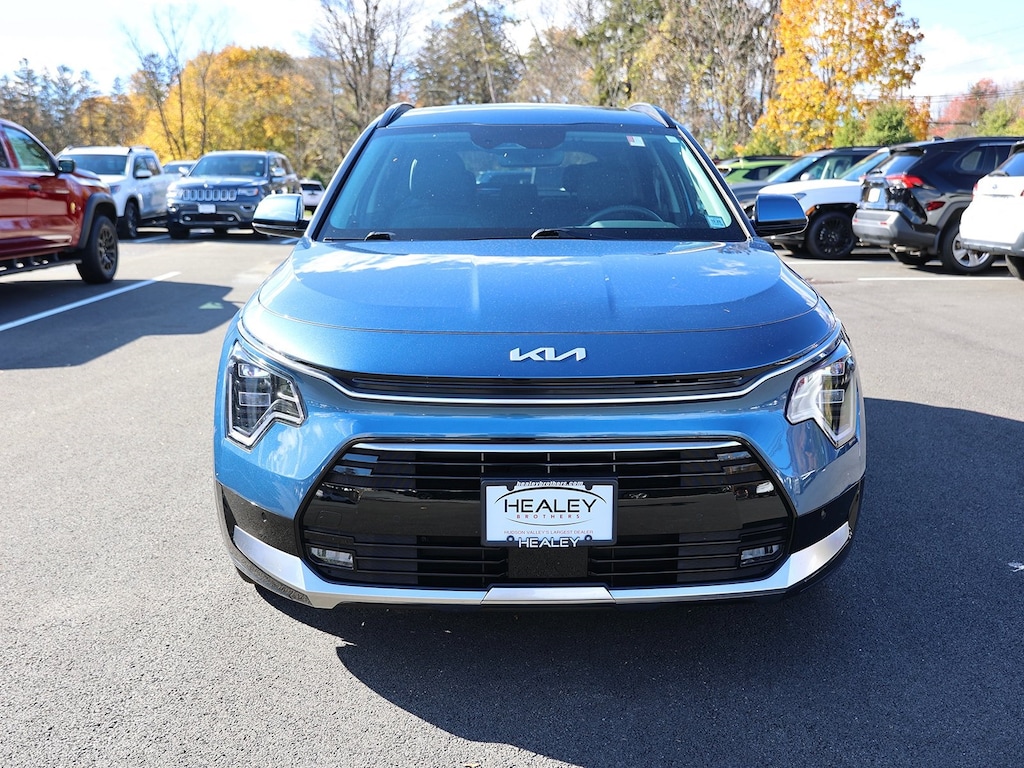 Used 2024 Kia Niro Plug-In Hybrid SX Touring SUV