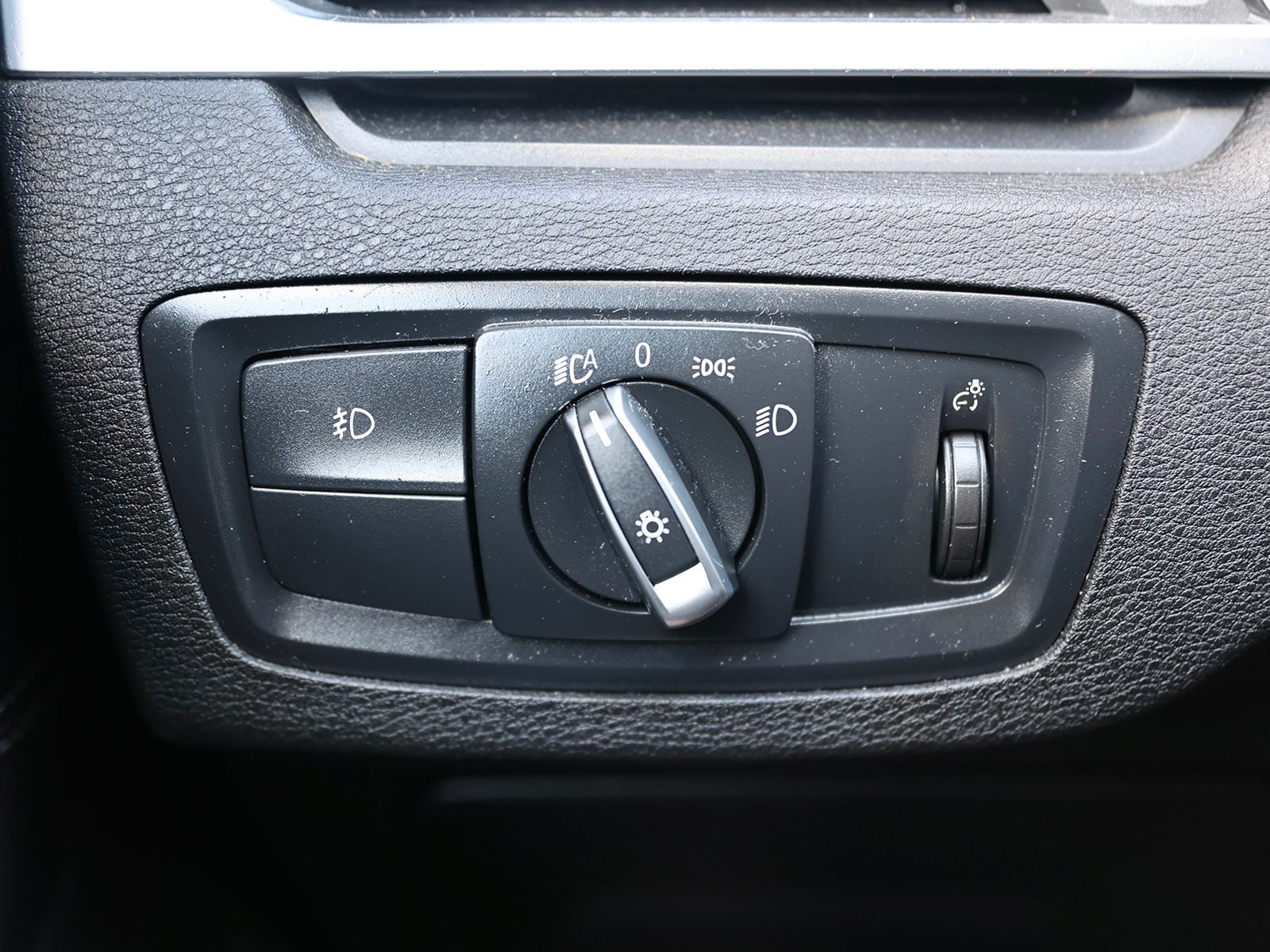 2019 BMW X1 28i - Photo 36