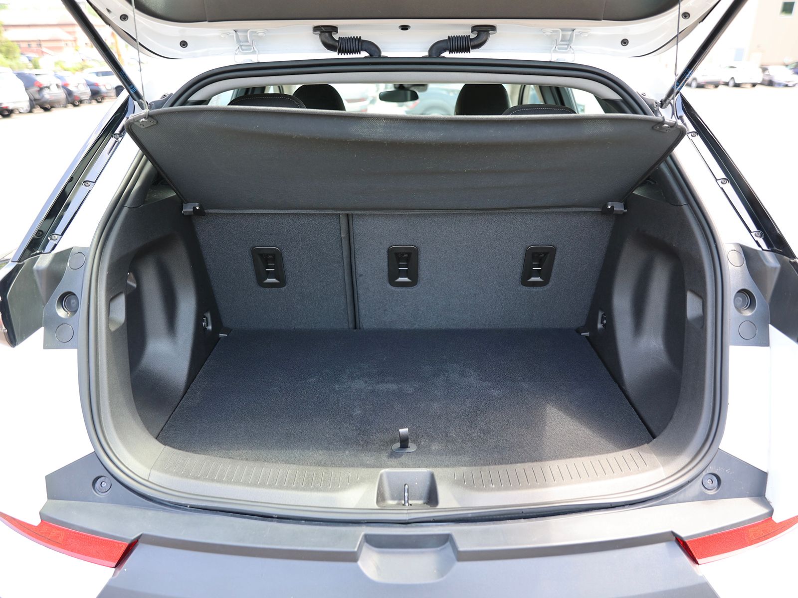 2023 Chevrolet Bolt EUV LT - Photo 14
