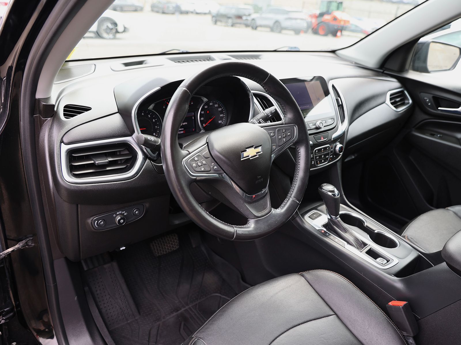 2020 Chevrolet Equinox LT - Photo 16