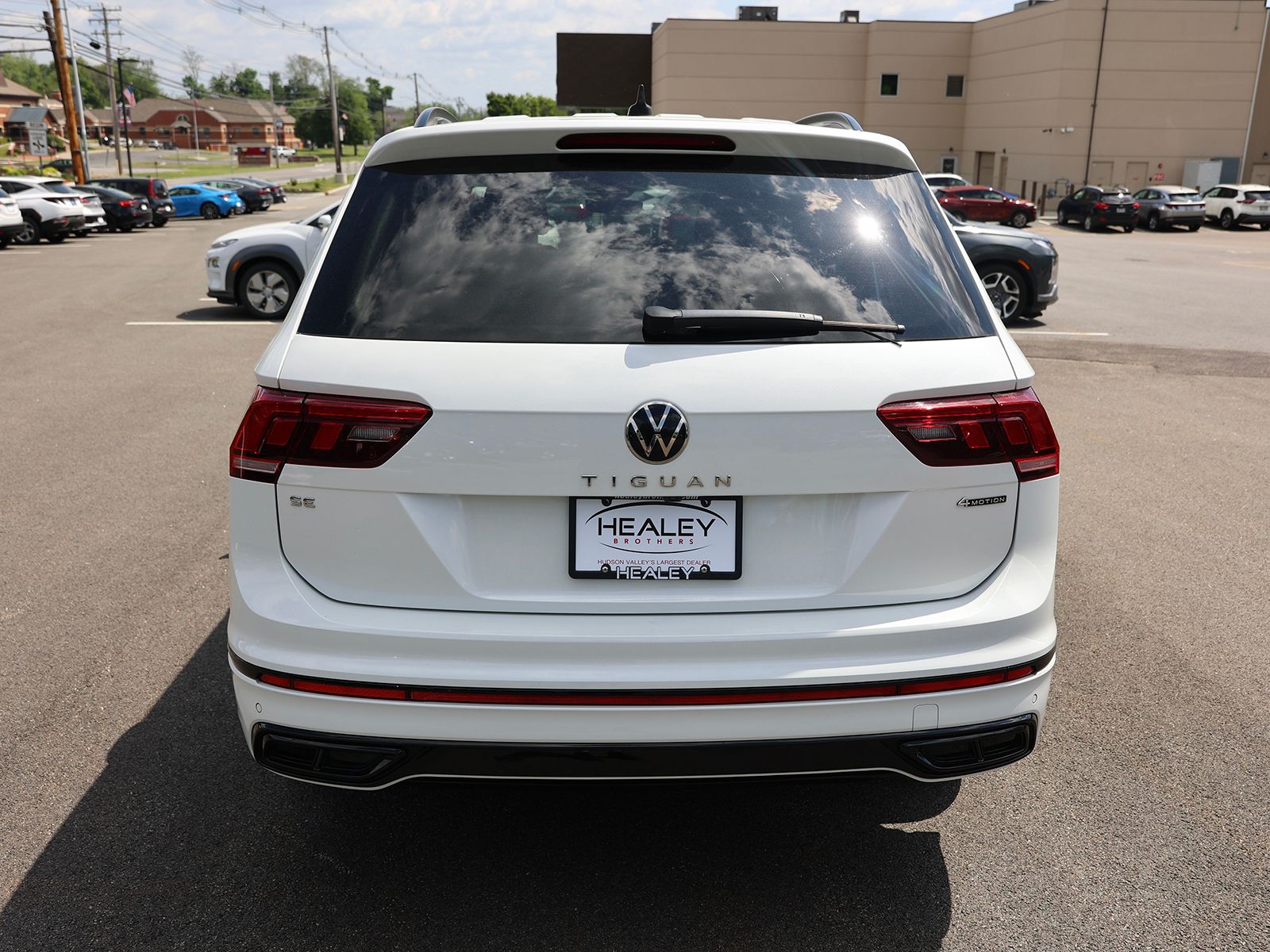 2022 Volkswagen Tiguan SE R-LINE BLACK - Photo 6