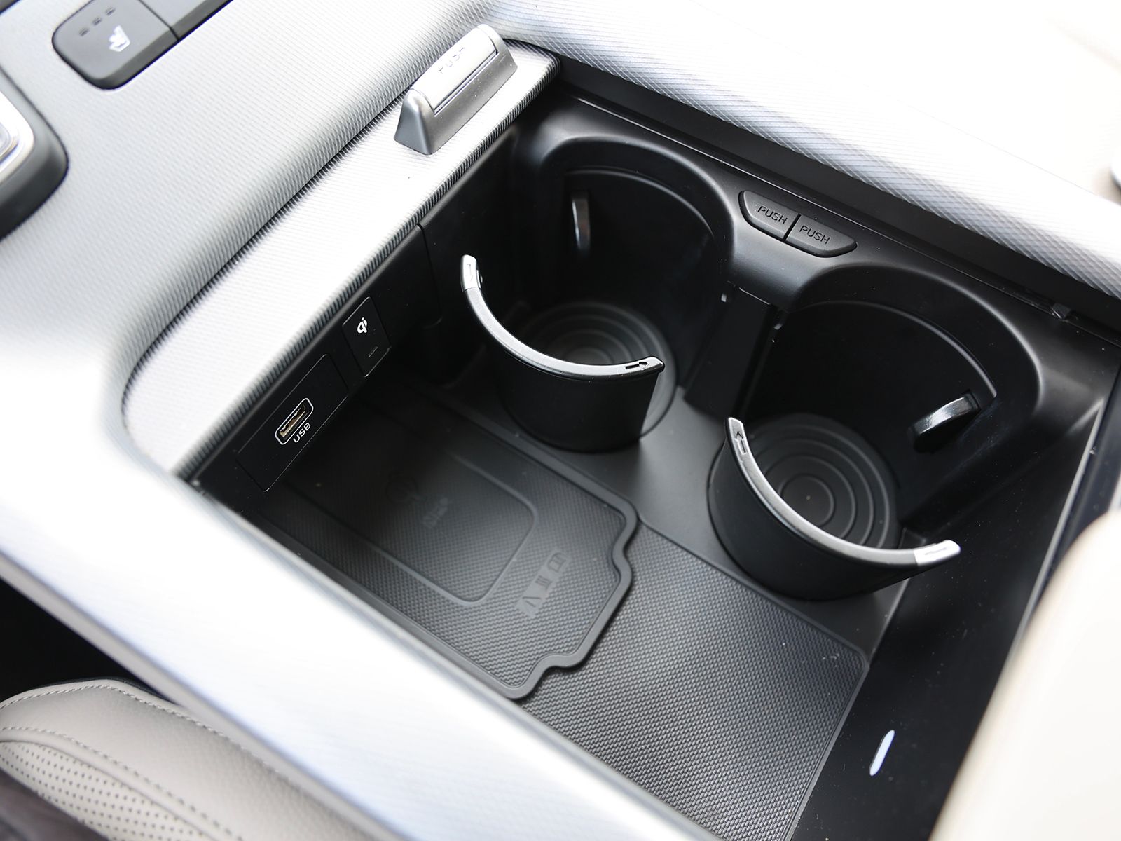 2023 Hyundai Palisade Limited - Photo 37
