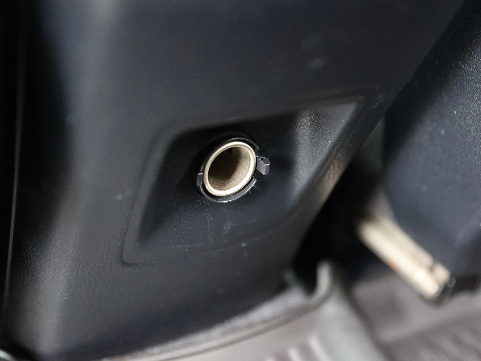 2017 Toyota RAV4 SE - Photo 22