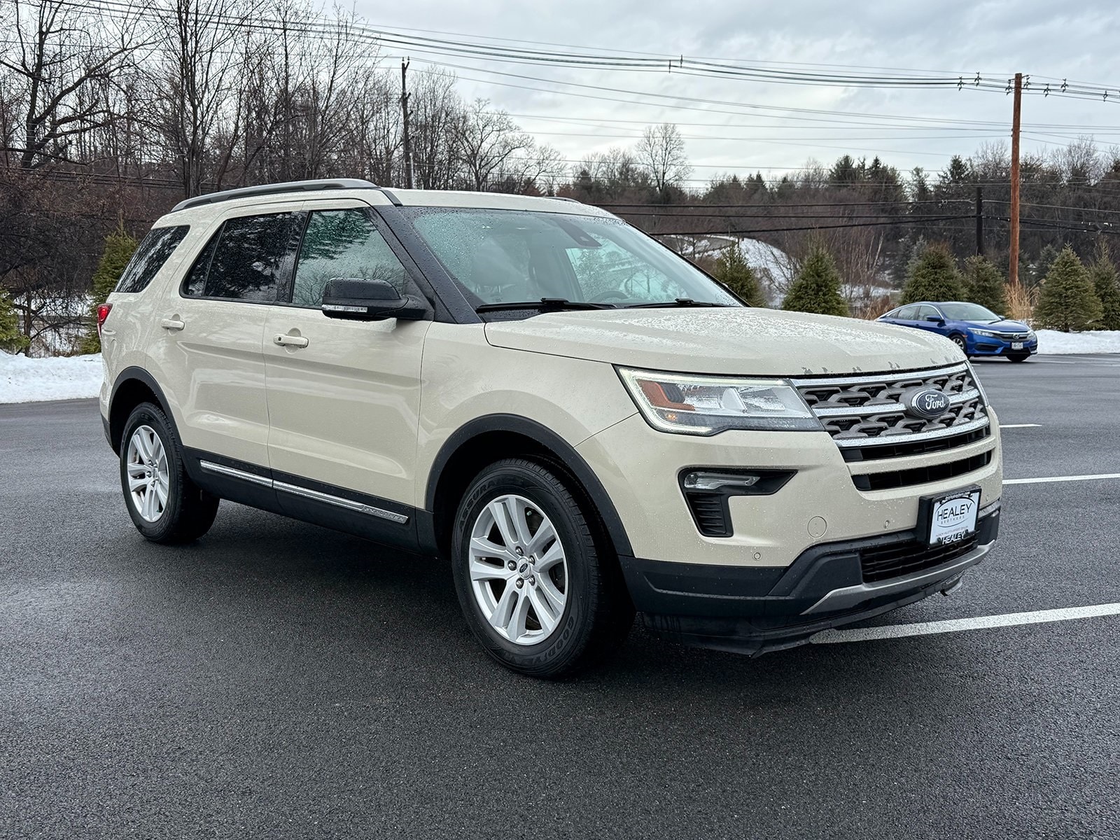 2018 Ford Explorer XLT's photo
