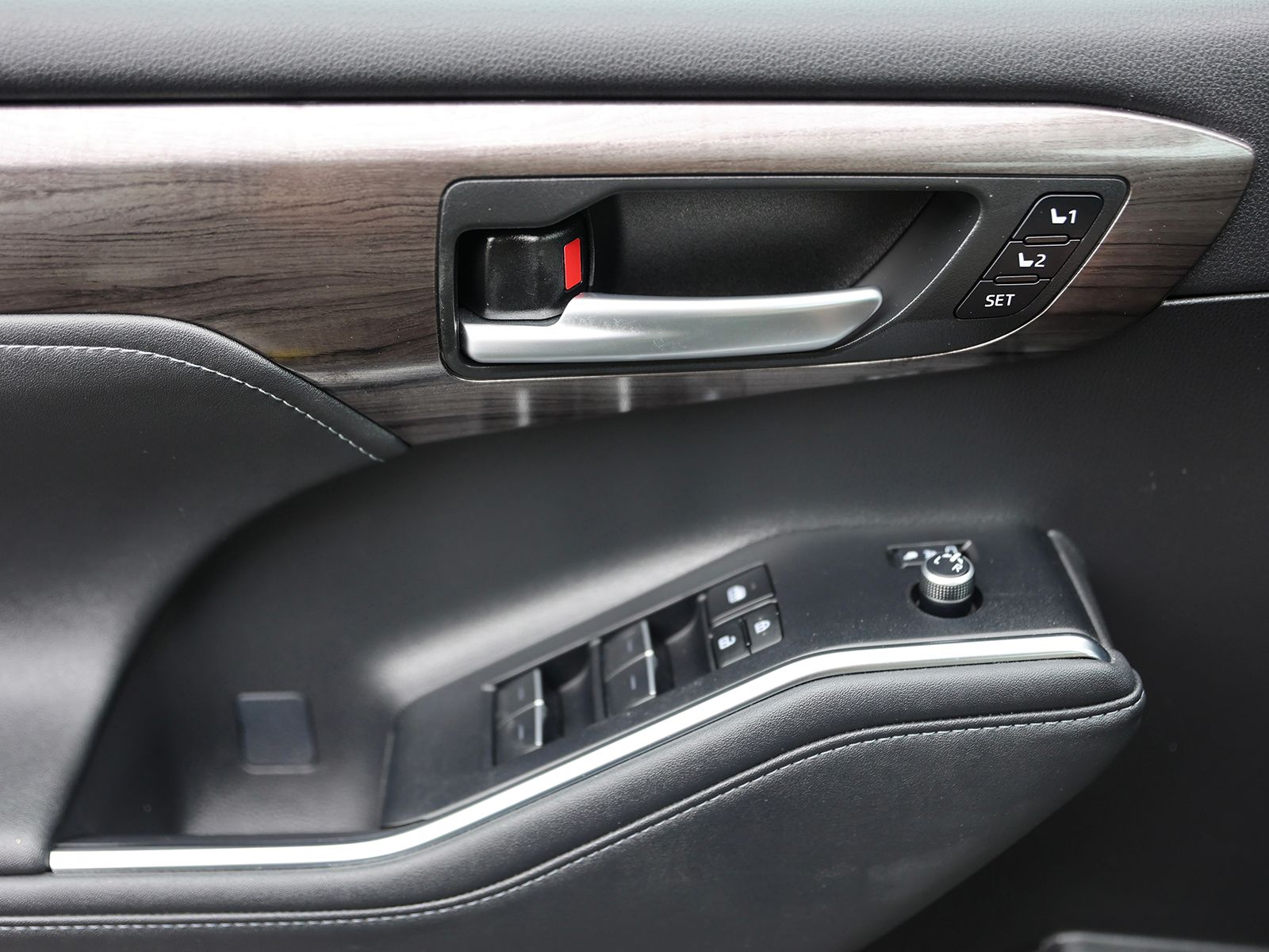 2023 Toyota Highlander Platinum - Photo 40