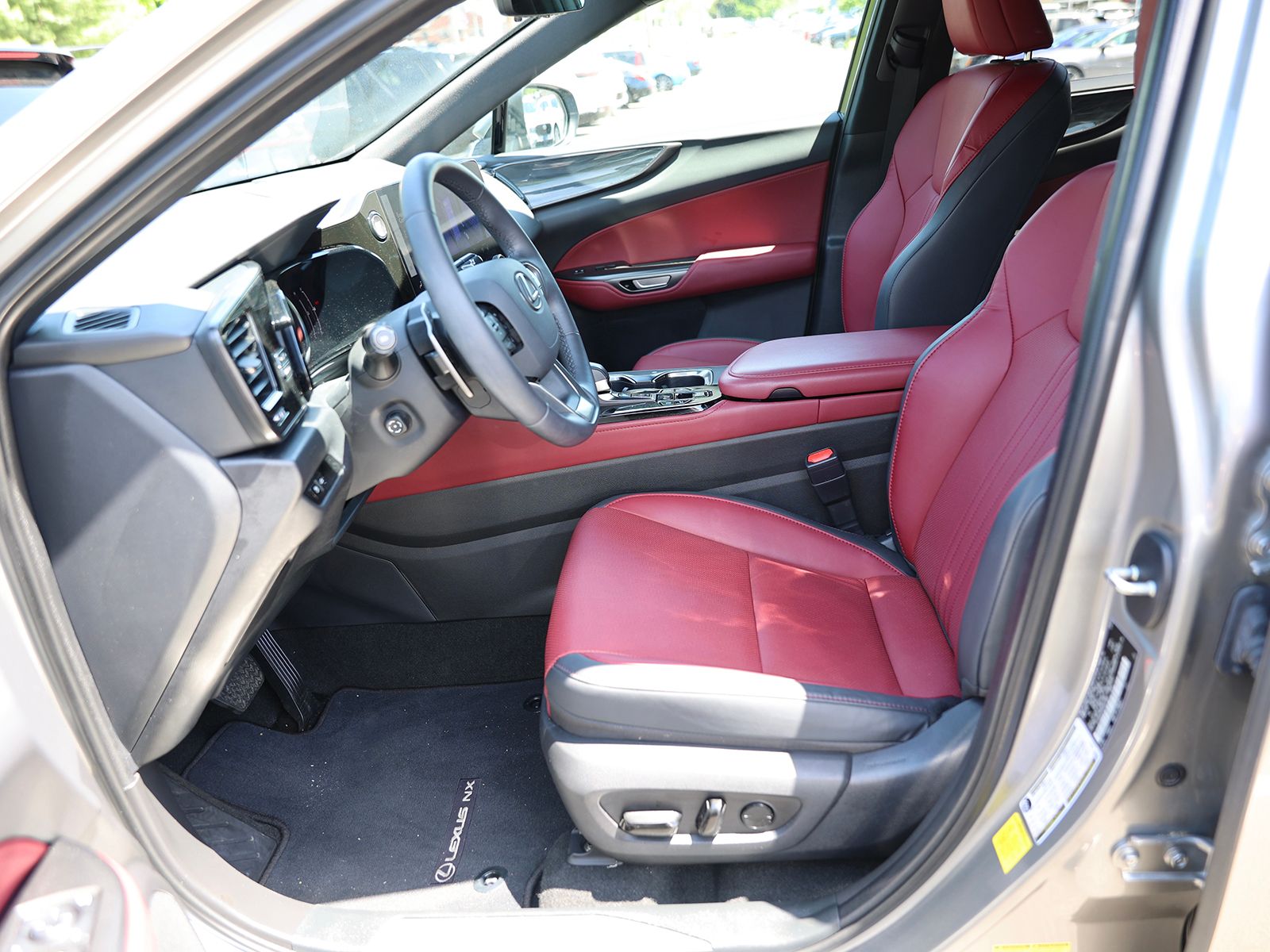 2023 Lexus NX 350 - Photo 16