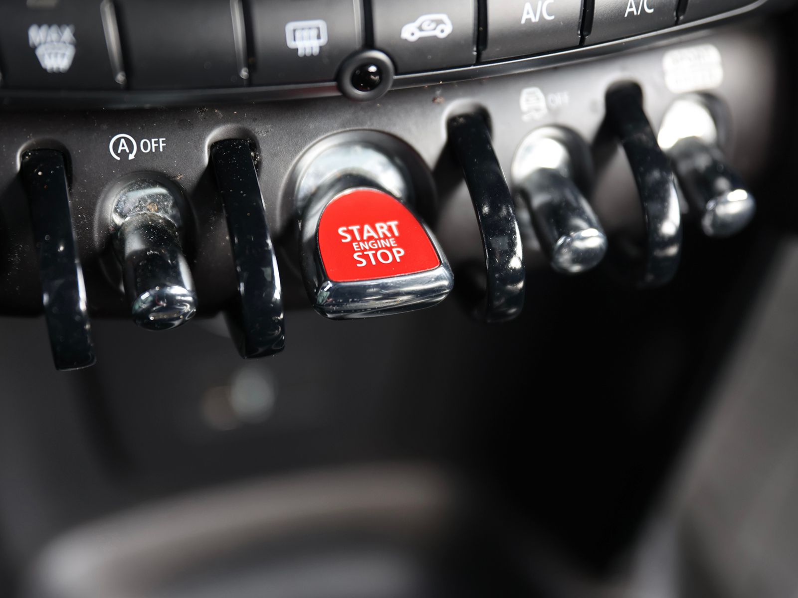 2022 MINI Hardtop 4 Door S - Photo 27