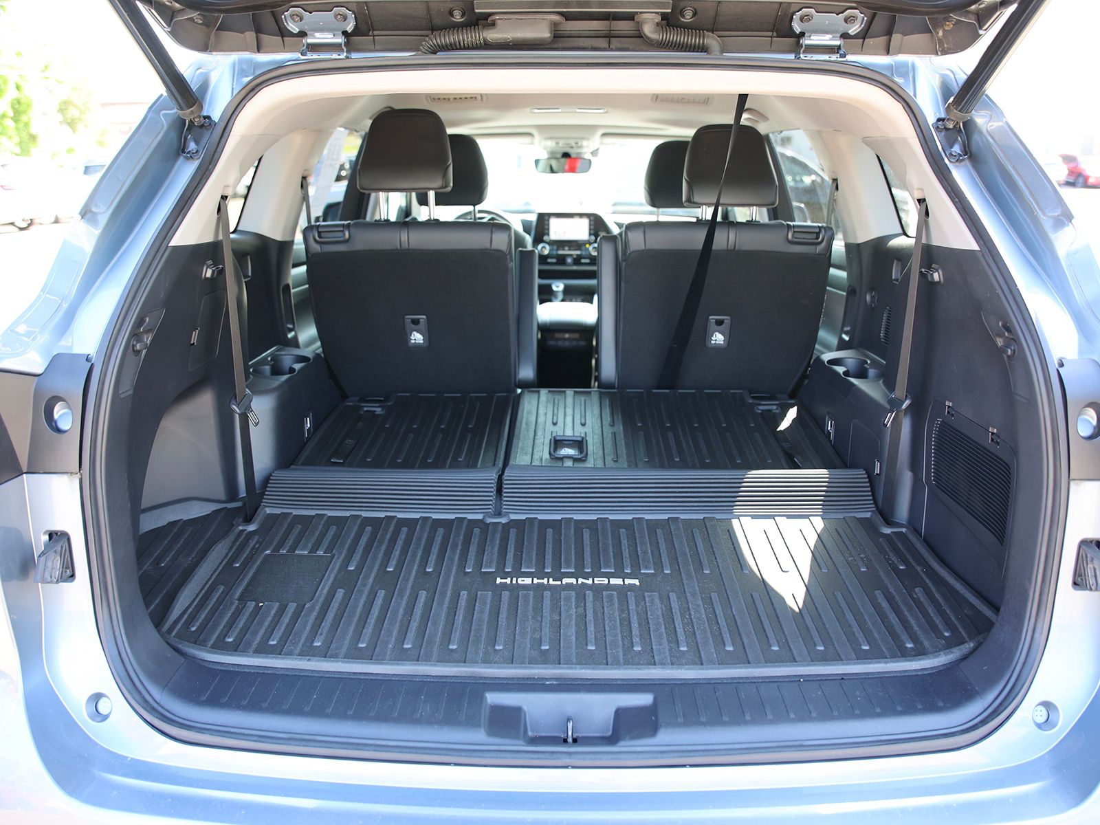 2020 Toyota Highlander XLE - Photo 17