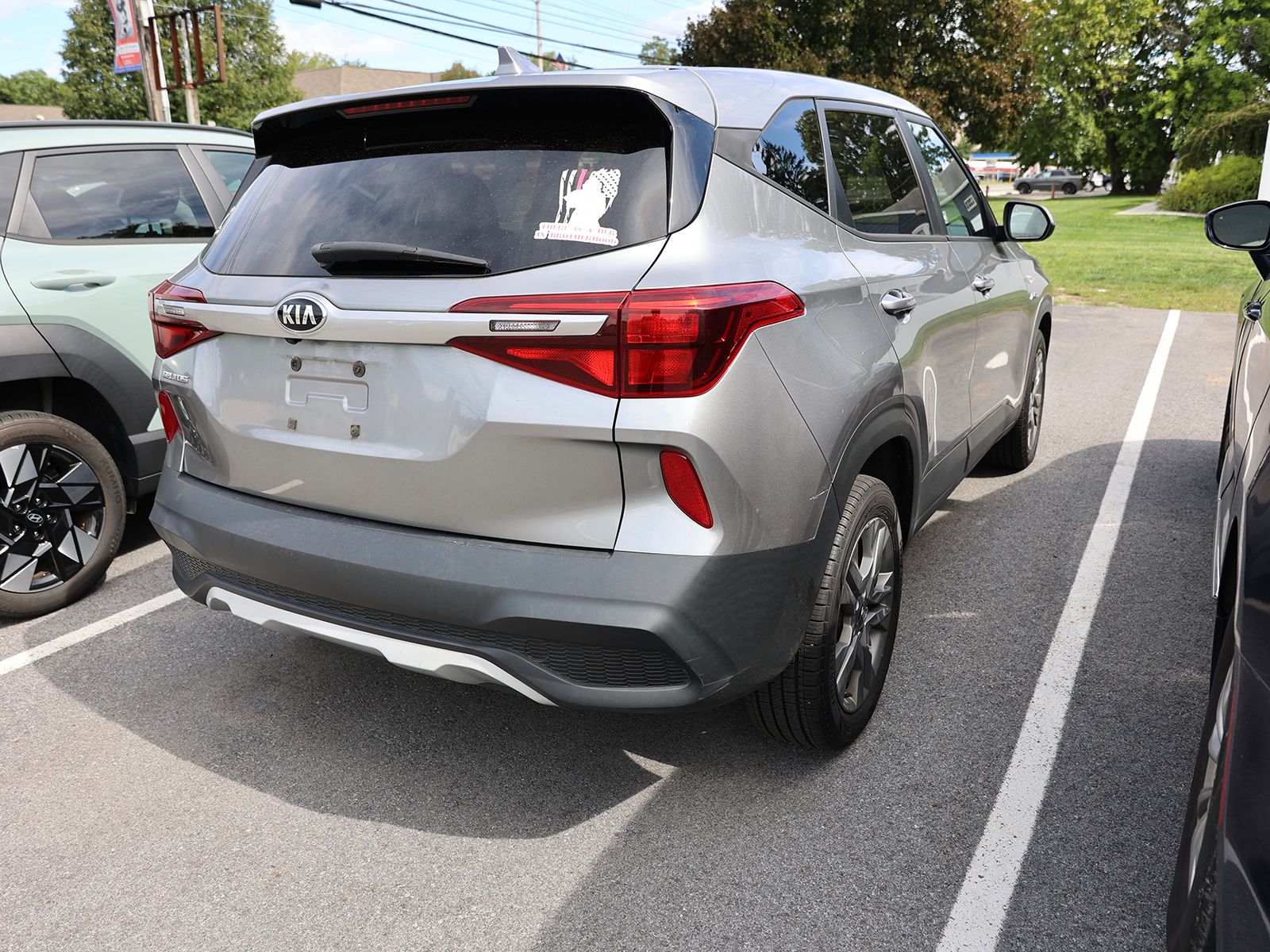2021 Kia Seltos LX - Photo 6