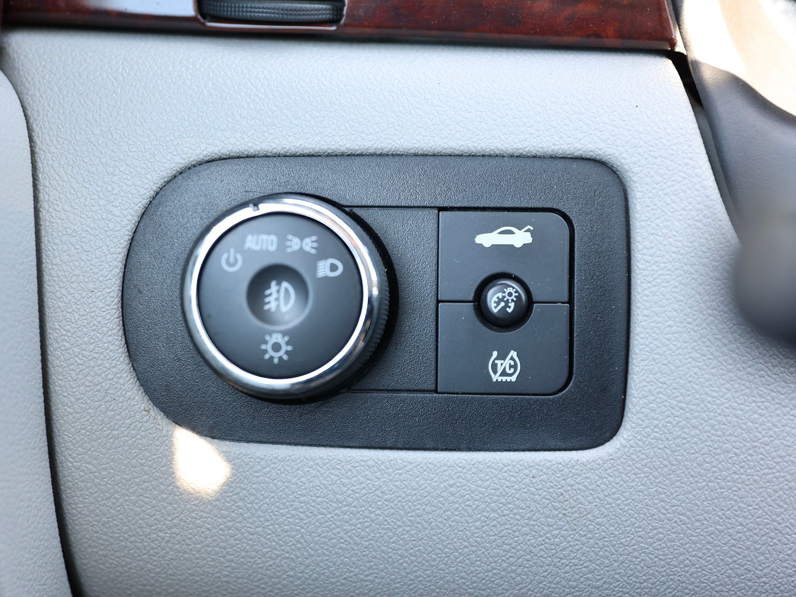 2010 Chevrolet Impala LT - Photo 27