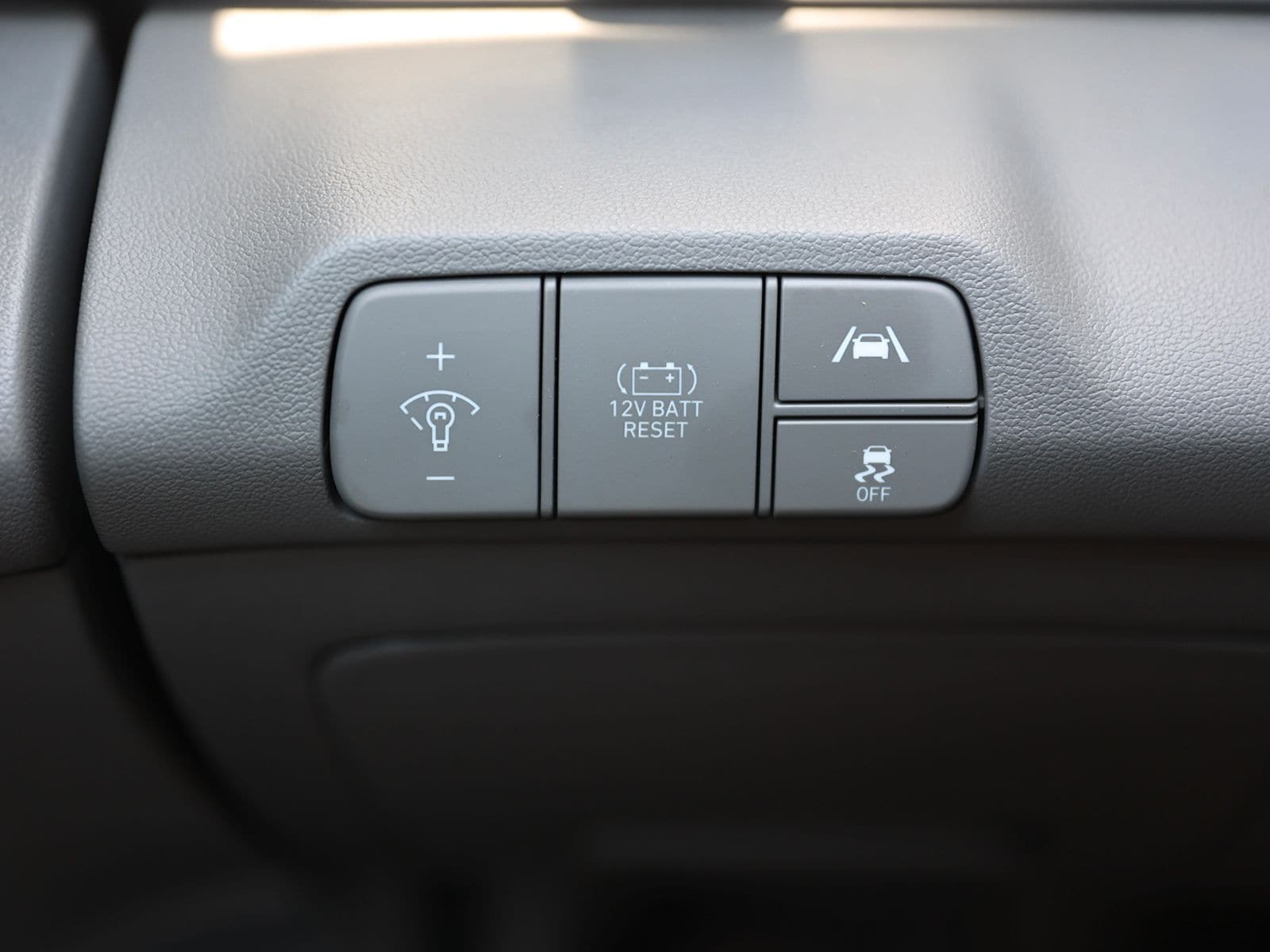 2023 Hyundai Elantra Blue - Photo 30