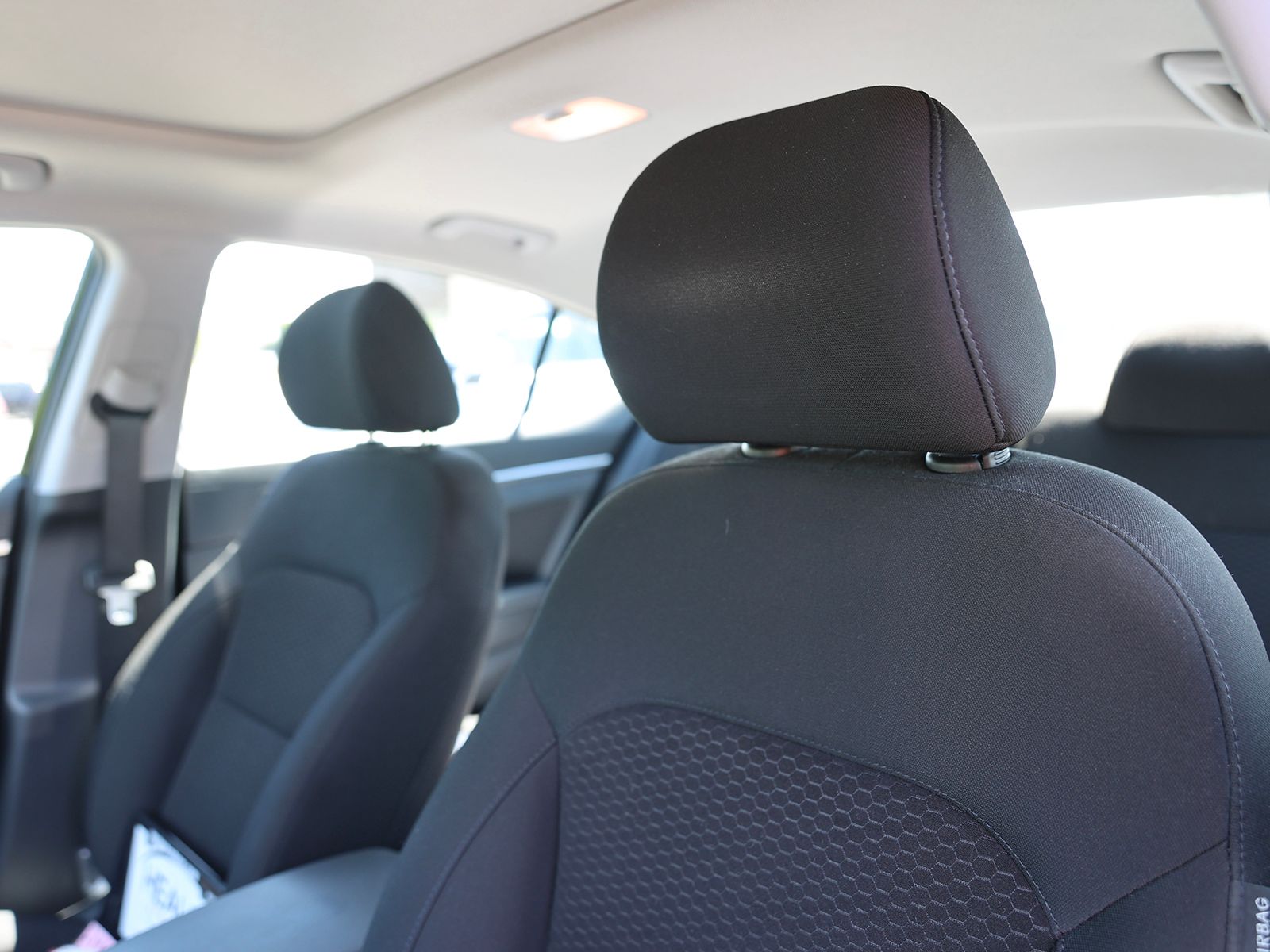 2020 Hyundai Elantra Value Edition - Photo 16