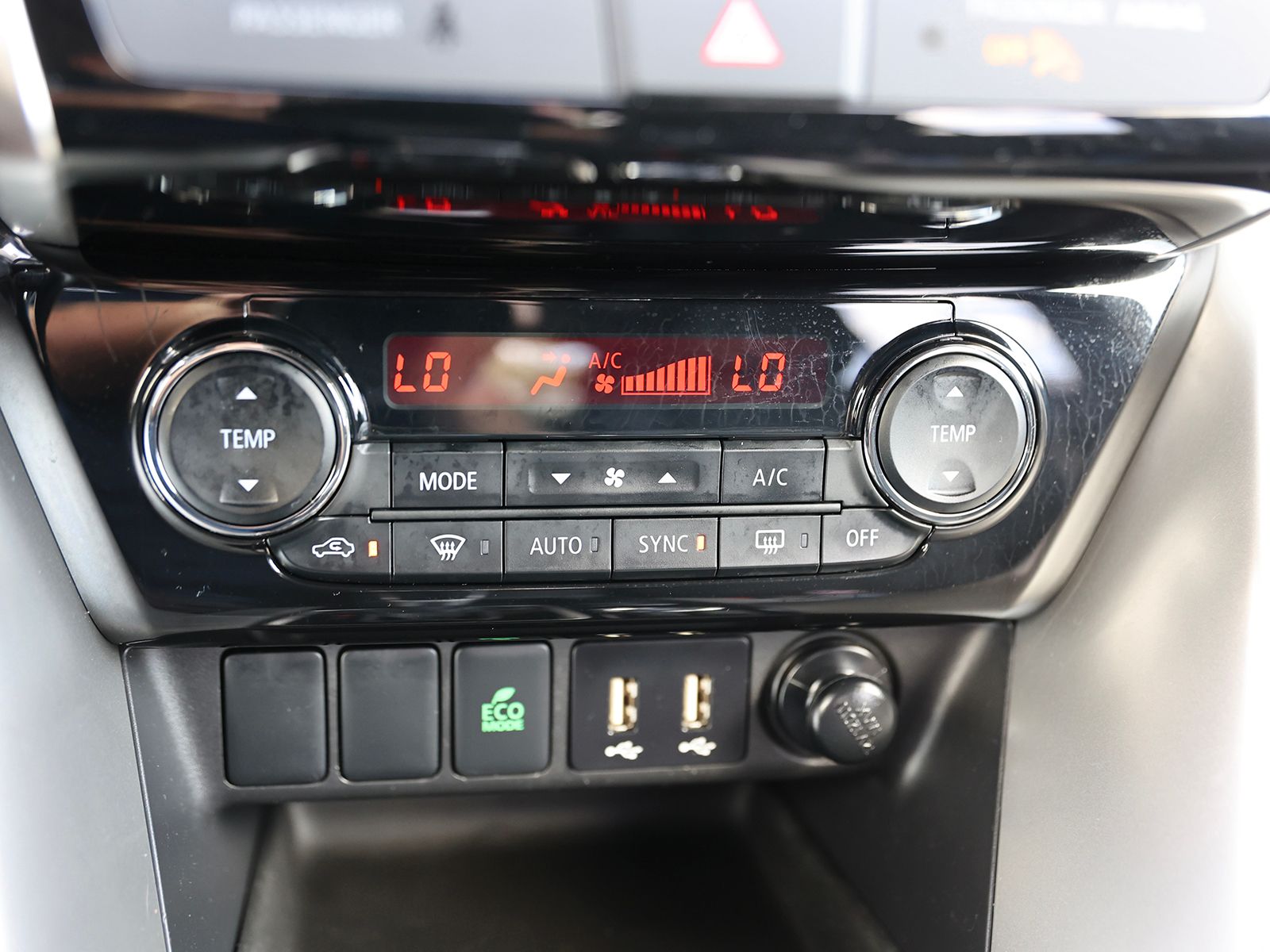 2024 Mitsubishi Eclipse Cross SE - Photo 27