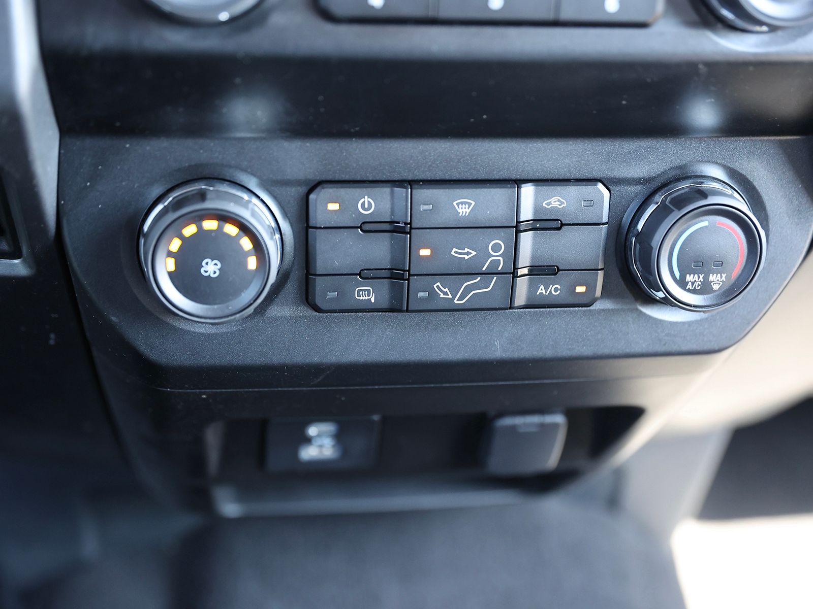 2022 Ford F-250 Super Duty XL - Photo 30